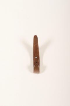 Wandhook aus Nussbaumholz von Hagenauer Wien