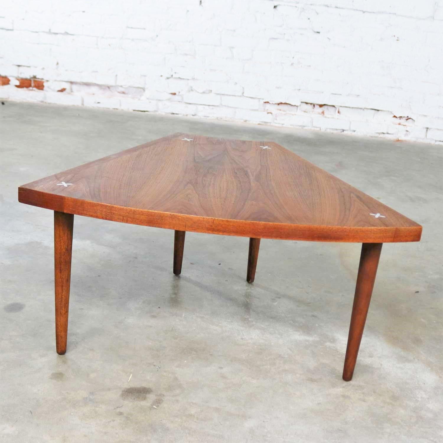 Inlay Walnut Wedge Shape End Table Attributed to Merton Gershun for American of Martin