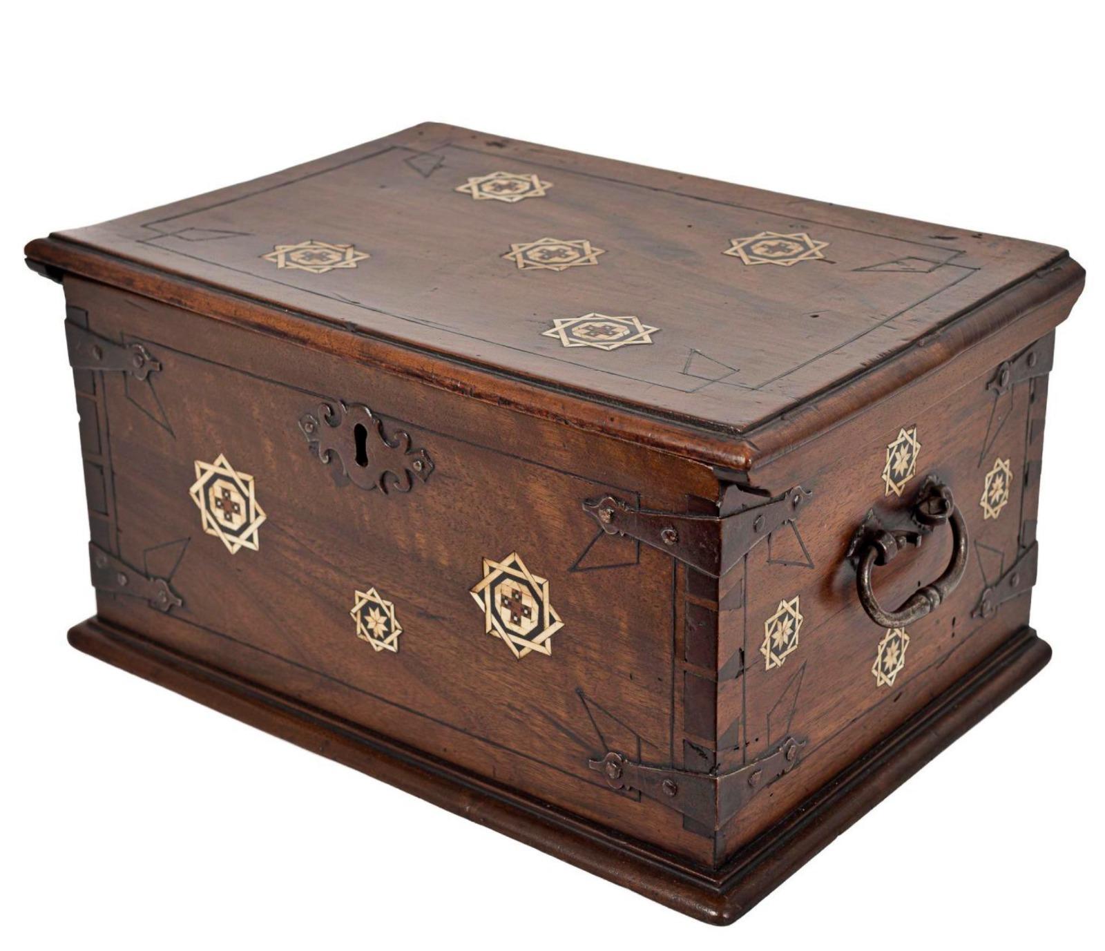 Hand-Crafted Walnut Wood Box with Geometric Inlay in Bone and Ebony Spain 17th Century
