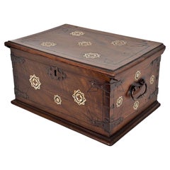 Walnut Wood Box with Geometric Inlay in Bone and Ebony Spain 17th Century