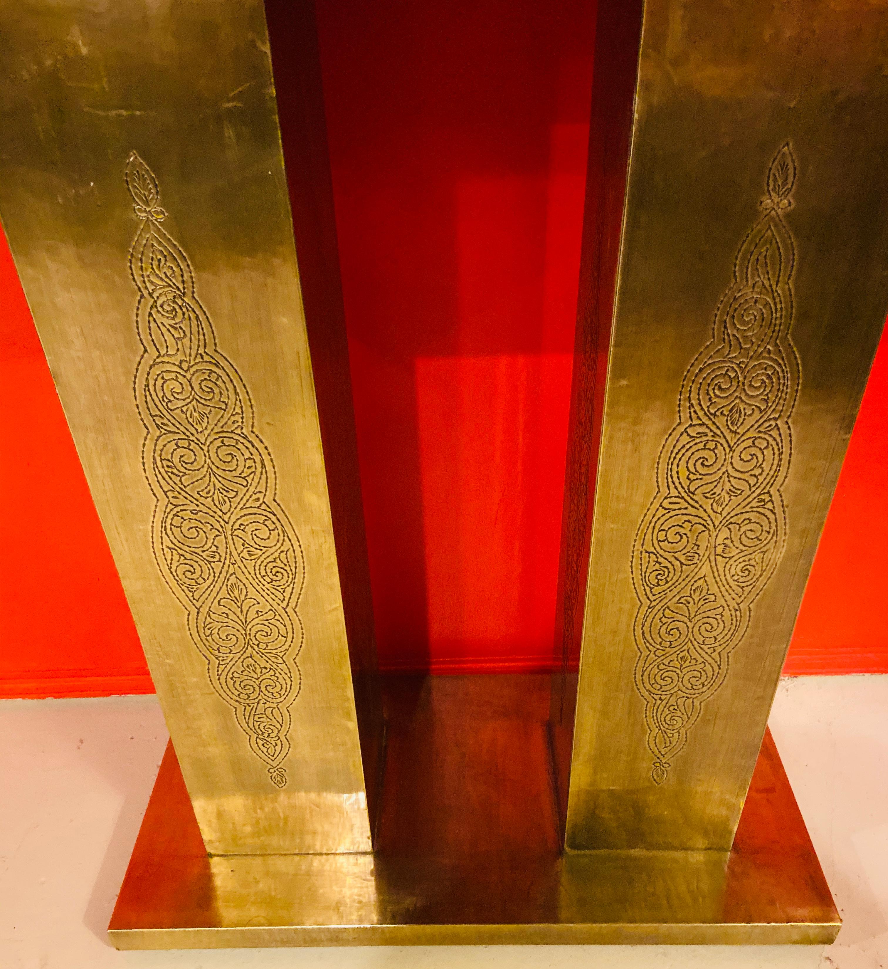 Hollywood Regency Style Console Table in Walnut and Brass 3