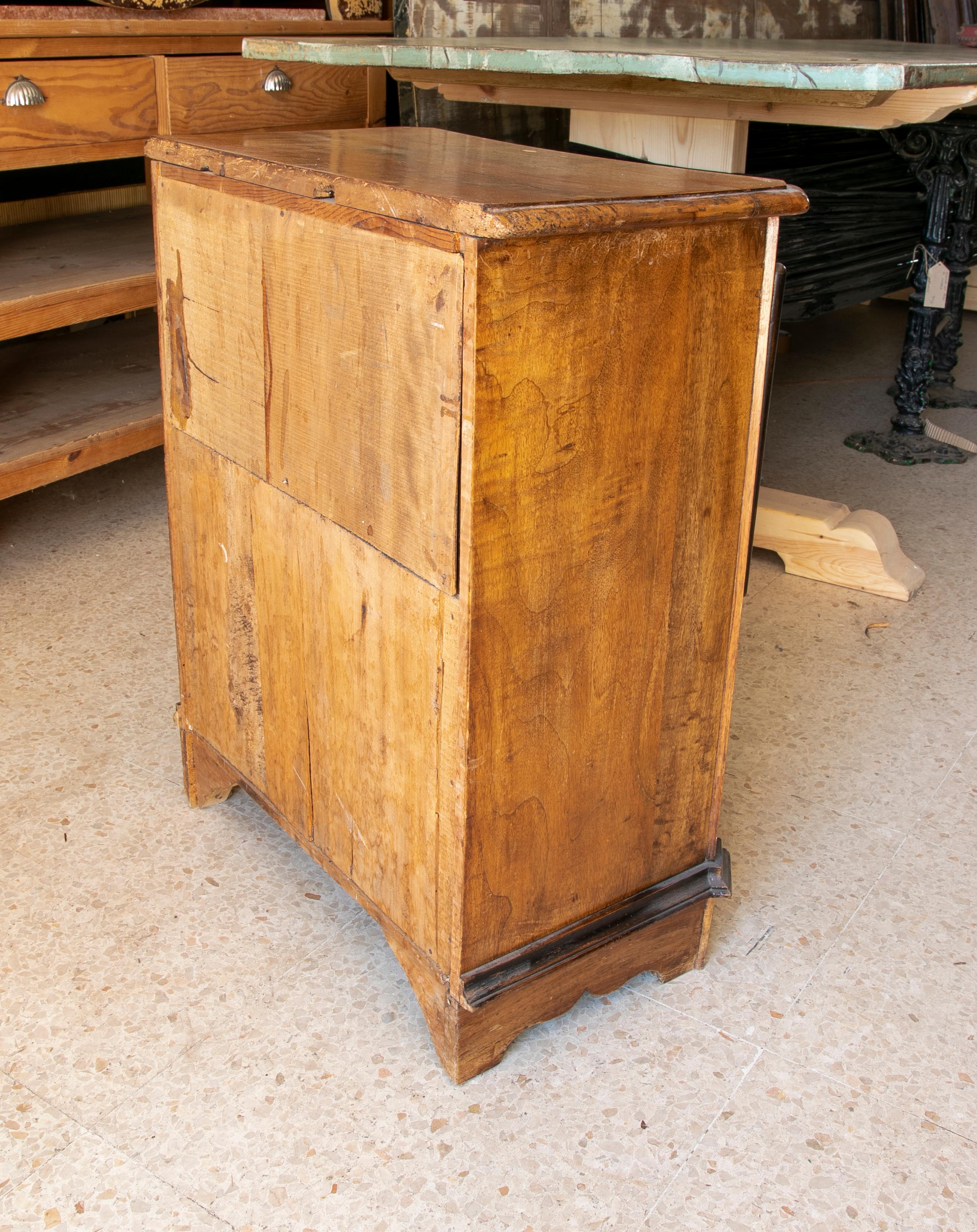 Walnut Wood Chest with Inlay and Three Drawers For Sale 1