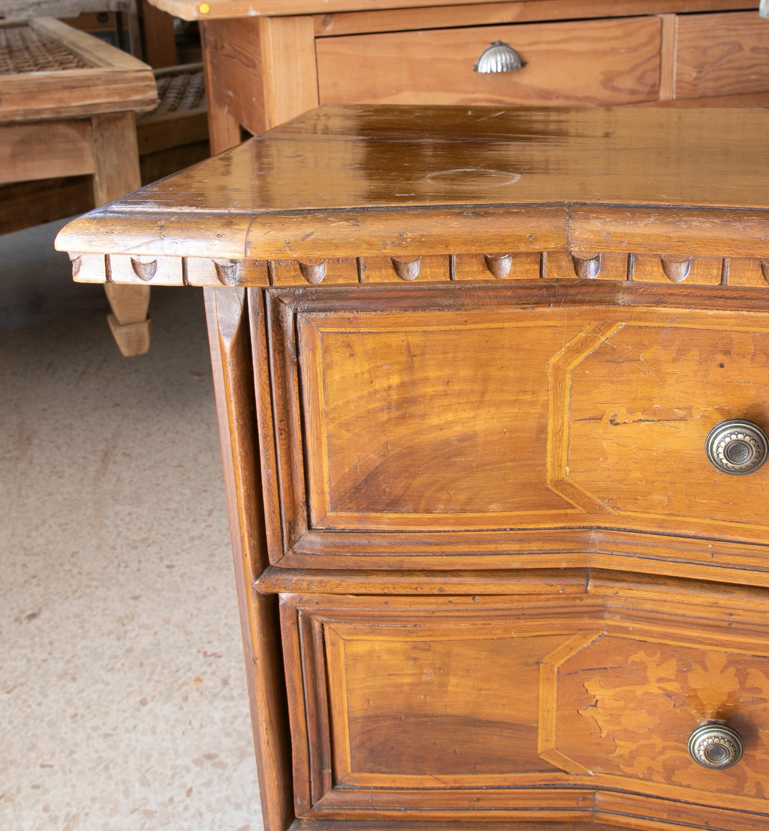 Walnut Wood Chest with Inlays and Three Drawers For Sale 4