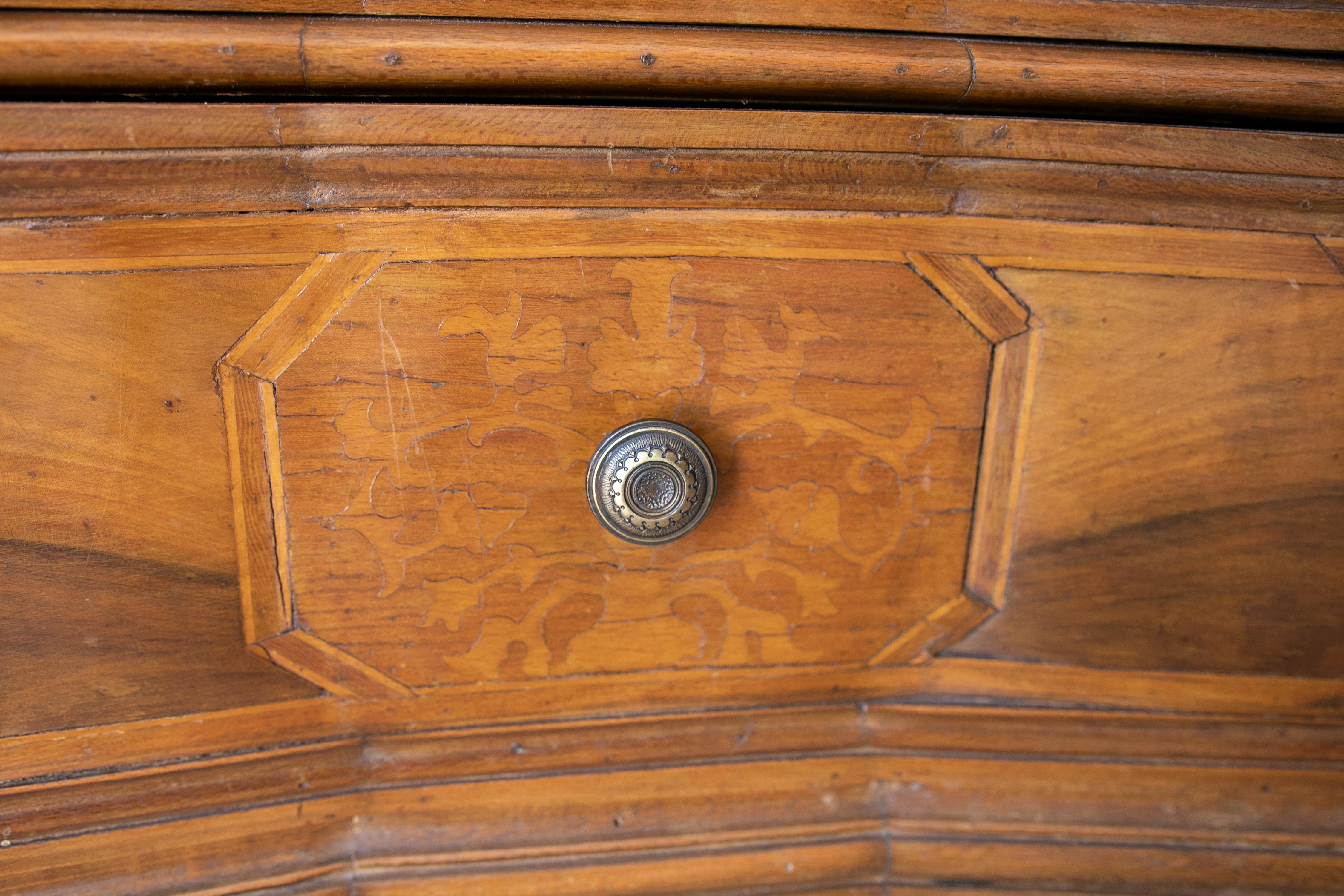 Walnut Wood Chest with Inlays and Three Drawers For Sale 8