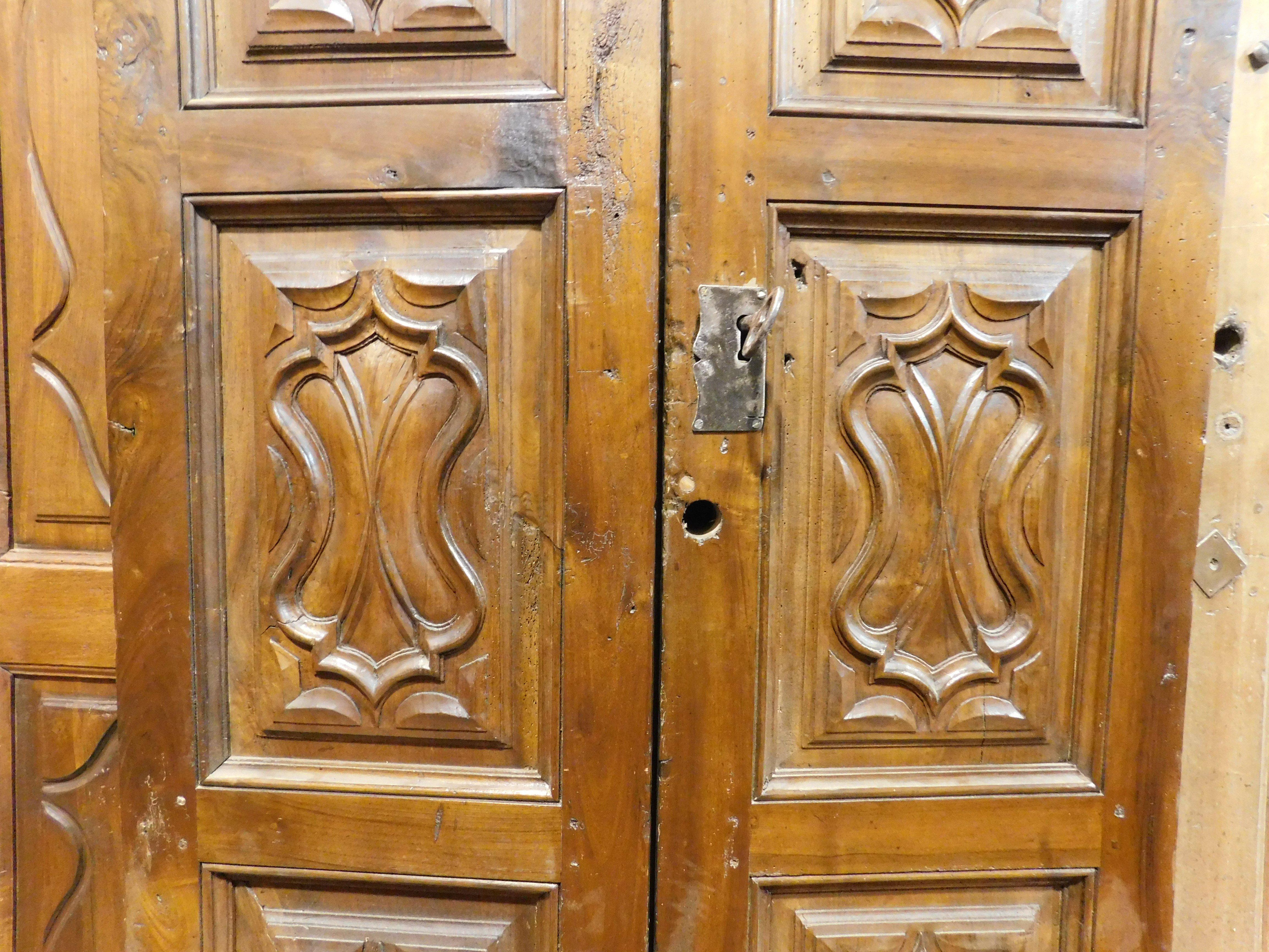 Italian Walnut wood entrance door, carved, double wing, Italy For Sale