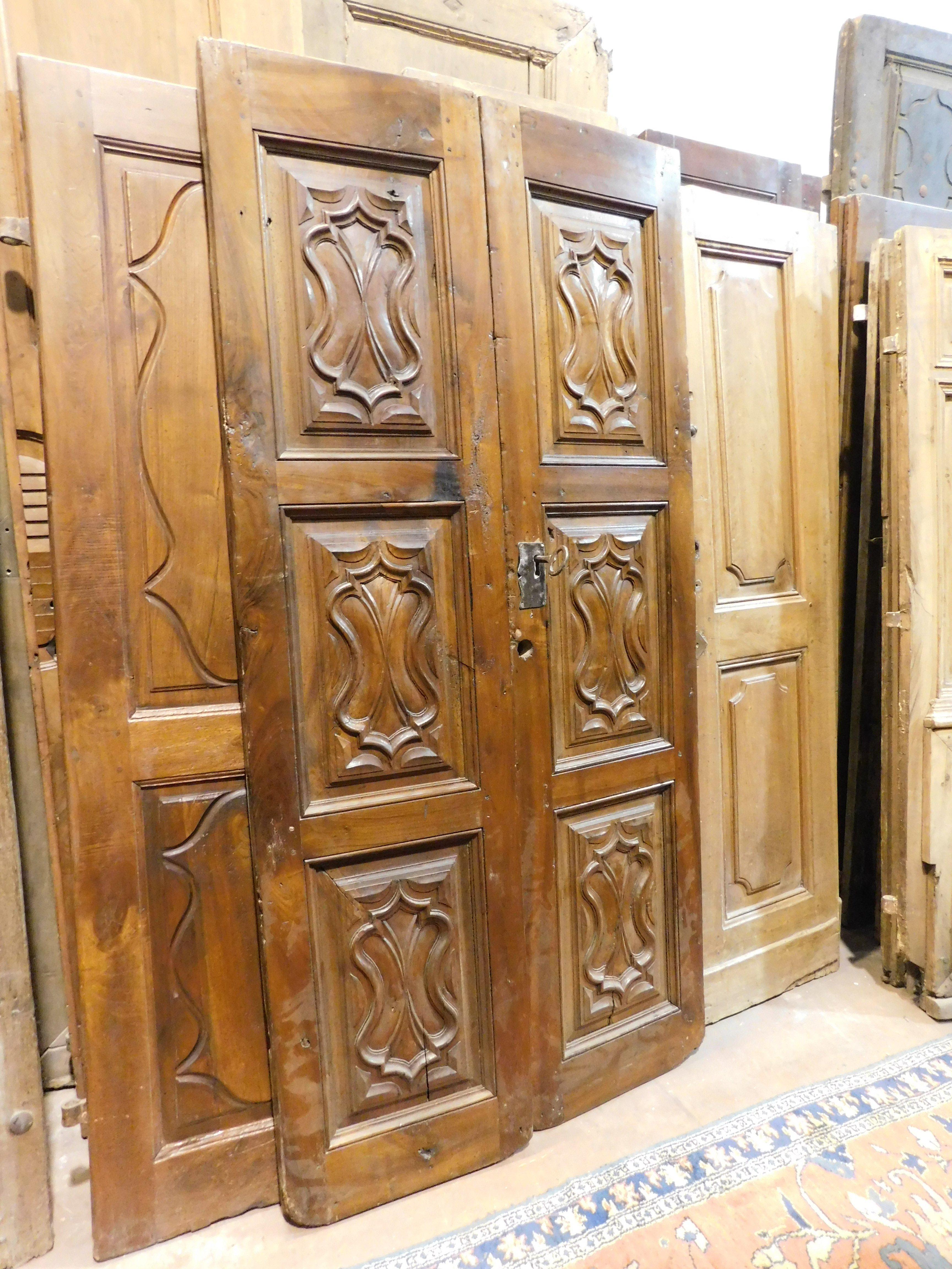 18th Century and Earlier Walnut wood entrance door, carved, double wing, Italy For Sale