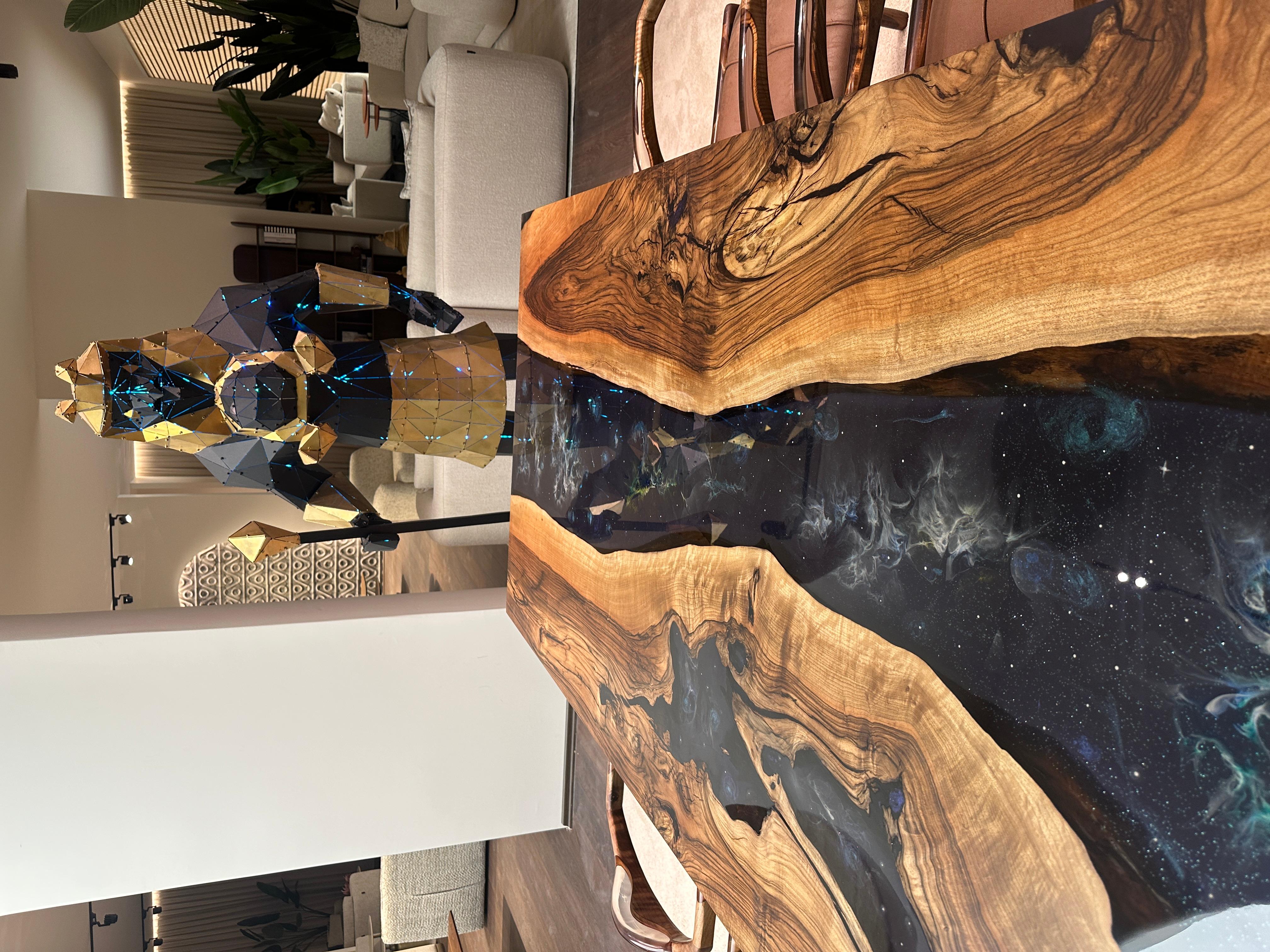 Epoxy Resin Walnut Wood Epoxy River Custom Table For Sale