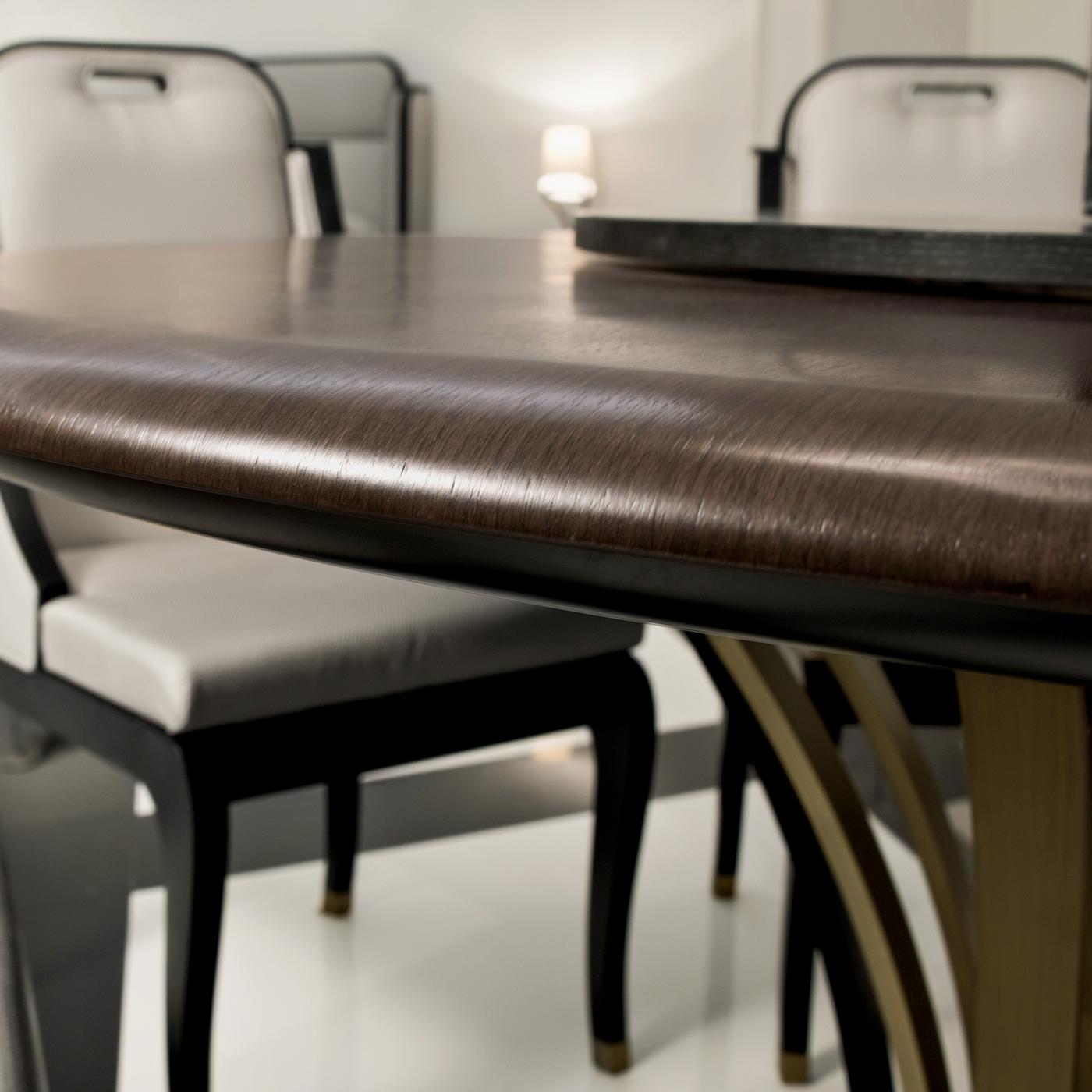 Italian Walnut Wood Round Dining Table