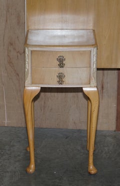 Walnut Works circa 1940s Light Walnut Headboard Bedside Tables Part Large Suite