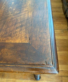 Walnut writing table - Circa 1840