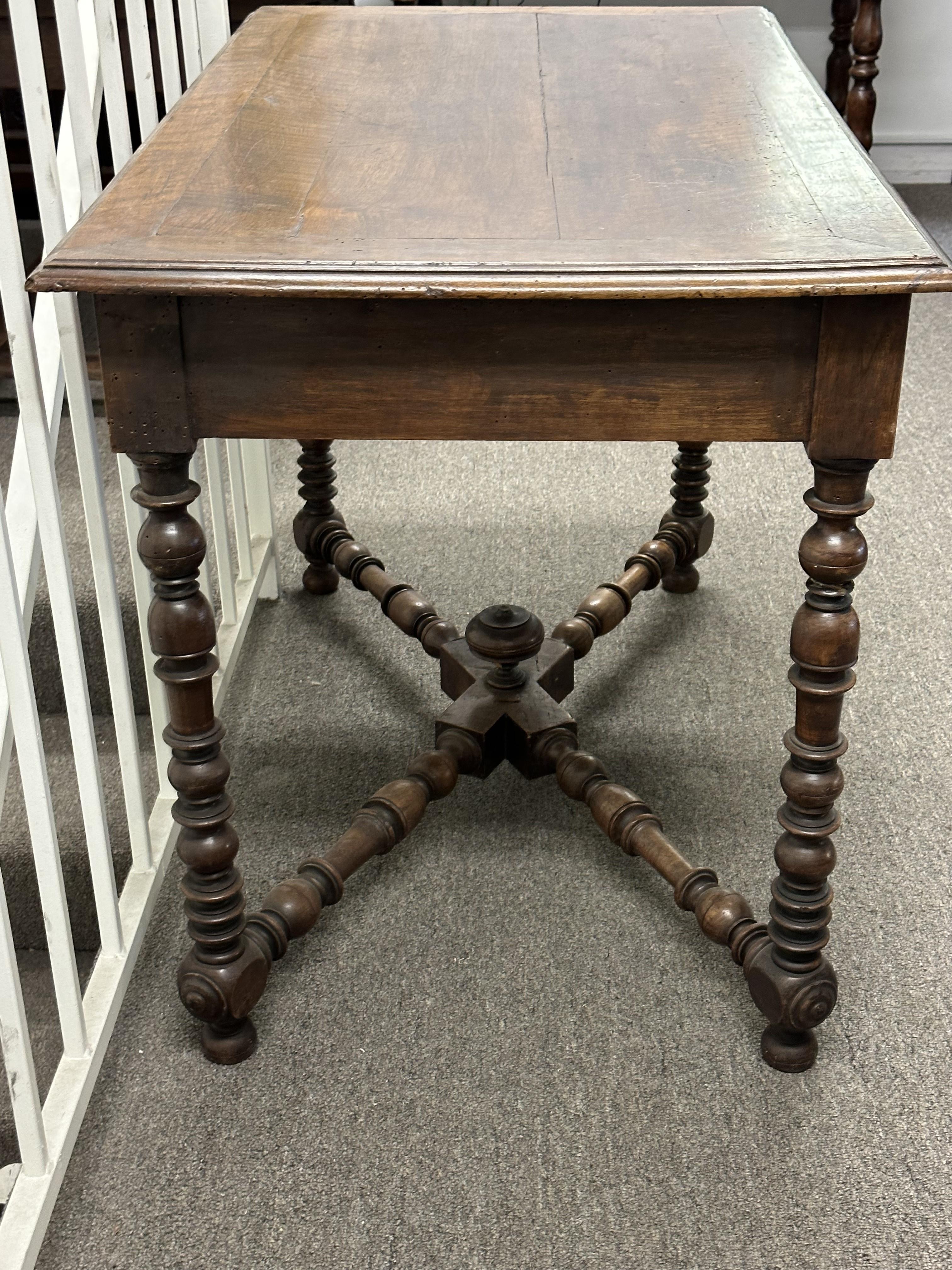 19th Century Walnut writing table - Circa 1840 For Sale