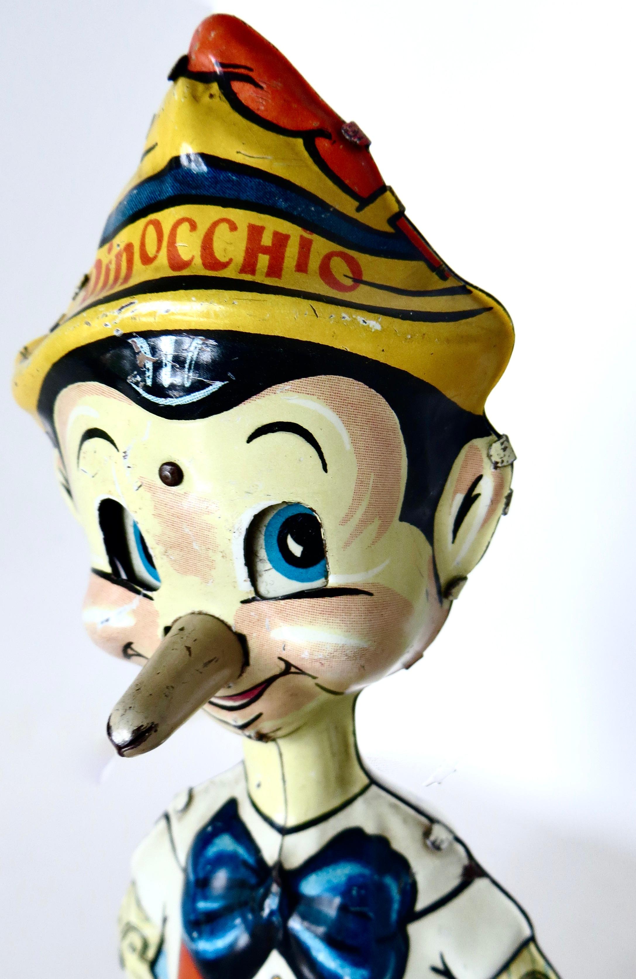 Walt Disney Enterprises „Pinocchio“ Wind-Up-Spielzeug von Marx Toy Co., N.Y. Datiert 1939 (Metallarbeit) im Angebot