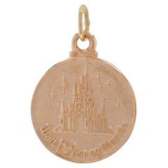 Walt Disney Magic Kingdom Castle Charm - Gelbgold 14k Cinderella Theme Park