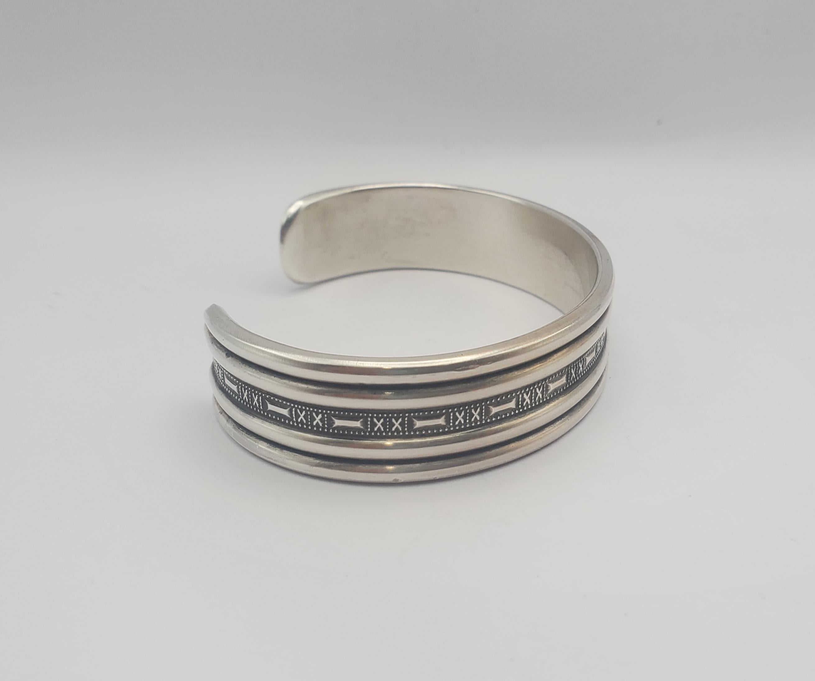 Walt Doran Signed Native American Heavy Sterling Silver Stamped Cuff Bracelet 1