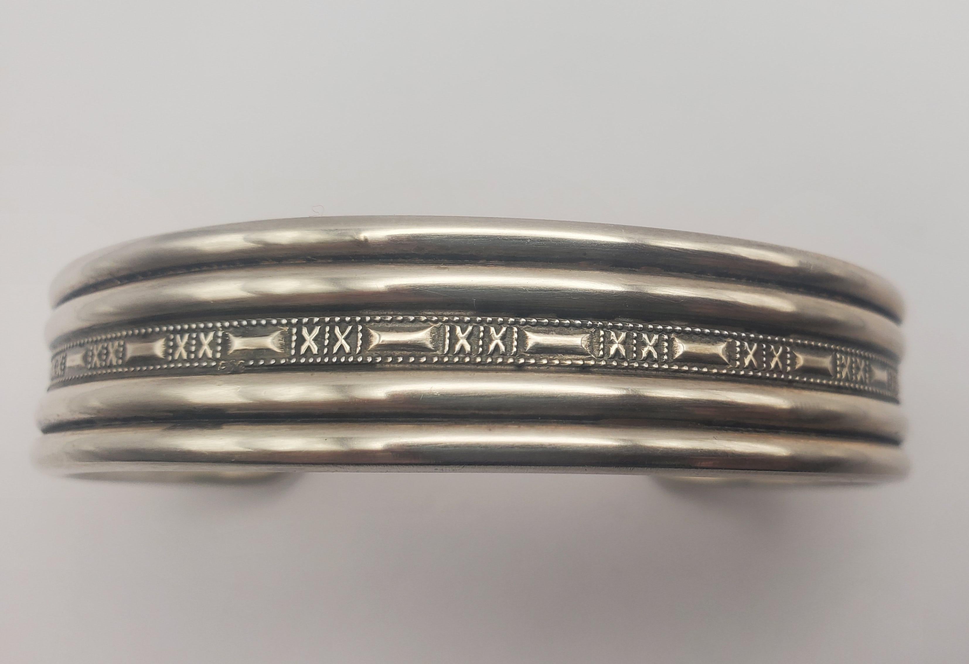 Walt Doran Signed Native American Heavy Sterling Silver Stamped Cuff Bracelet 4