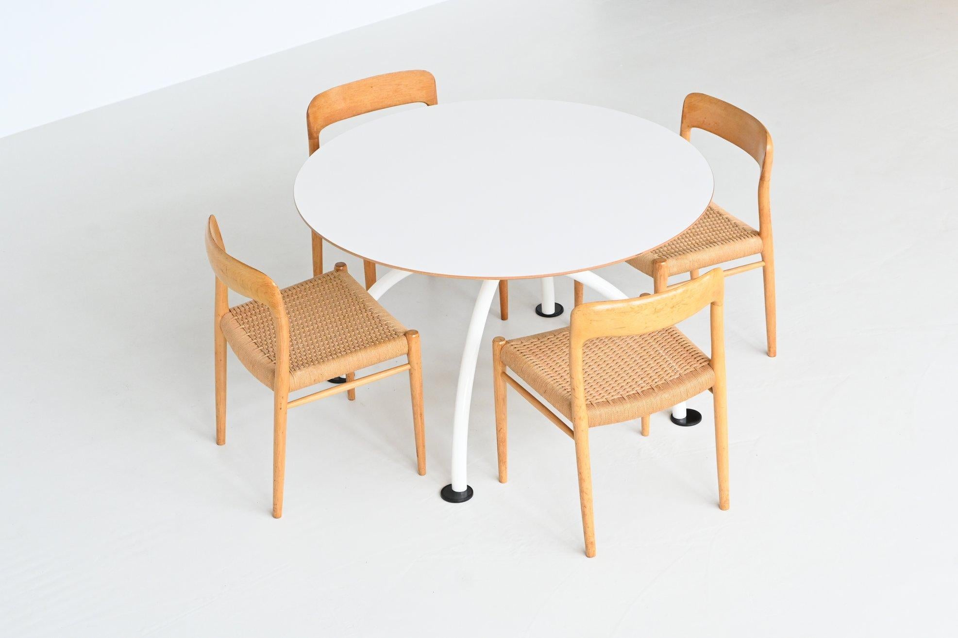 Walter Antonis dining table I-Form The Netherlands 1970 5