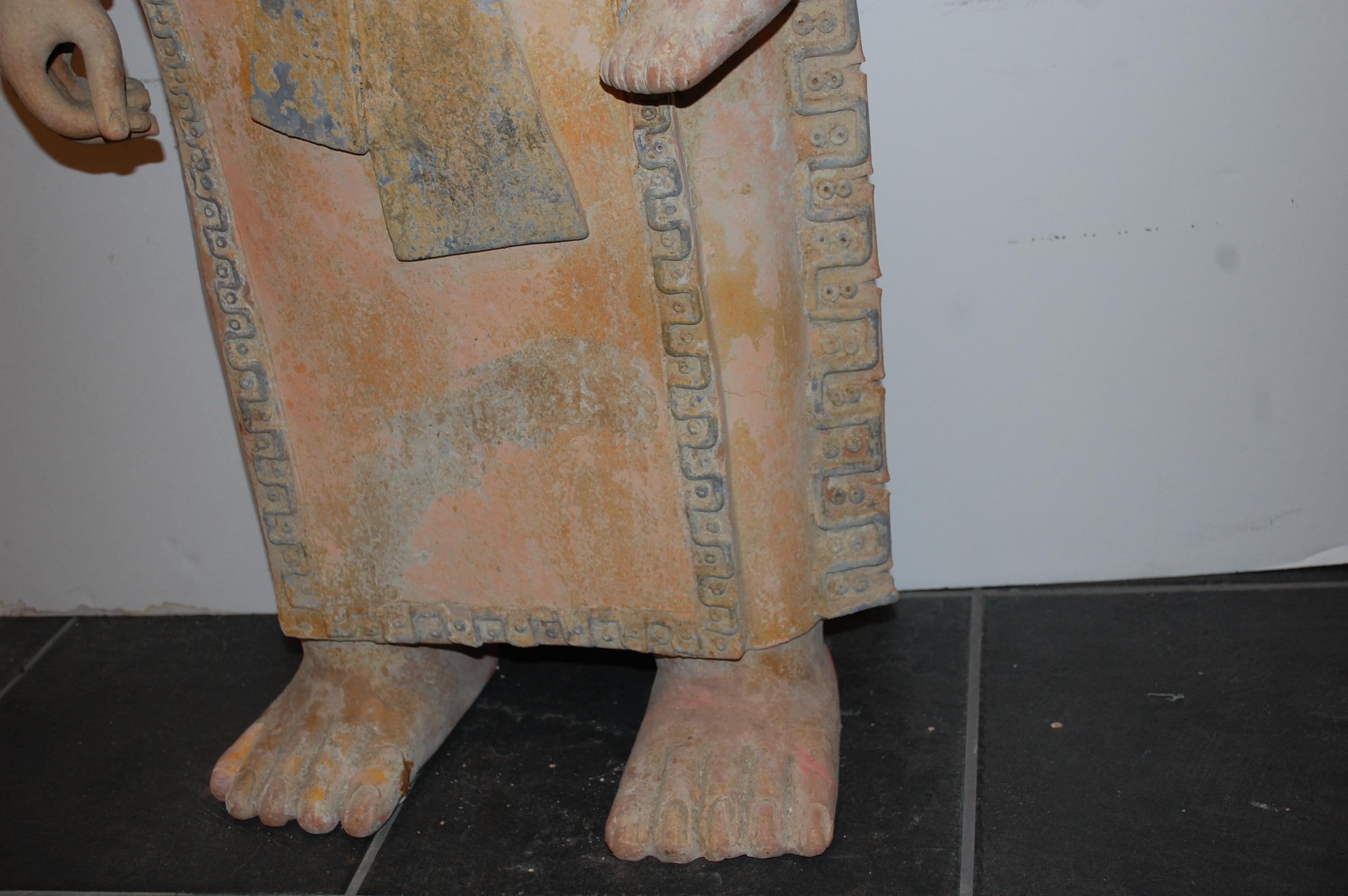   Mutter hält Baby Große Ton-Skulptur Pre-Columbian Style im Angebot 1