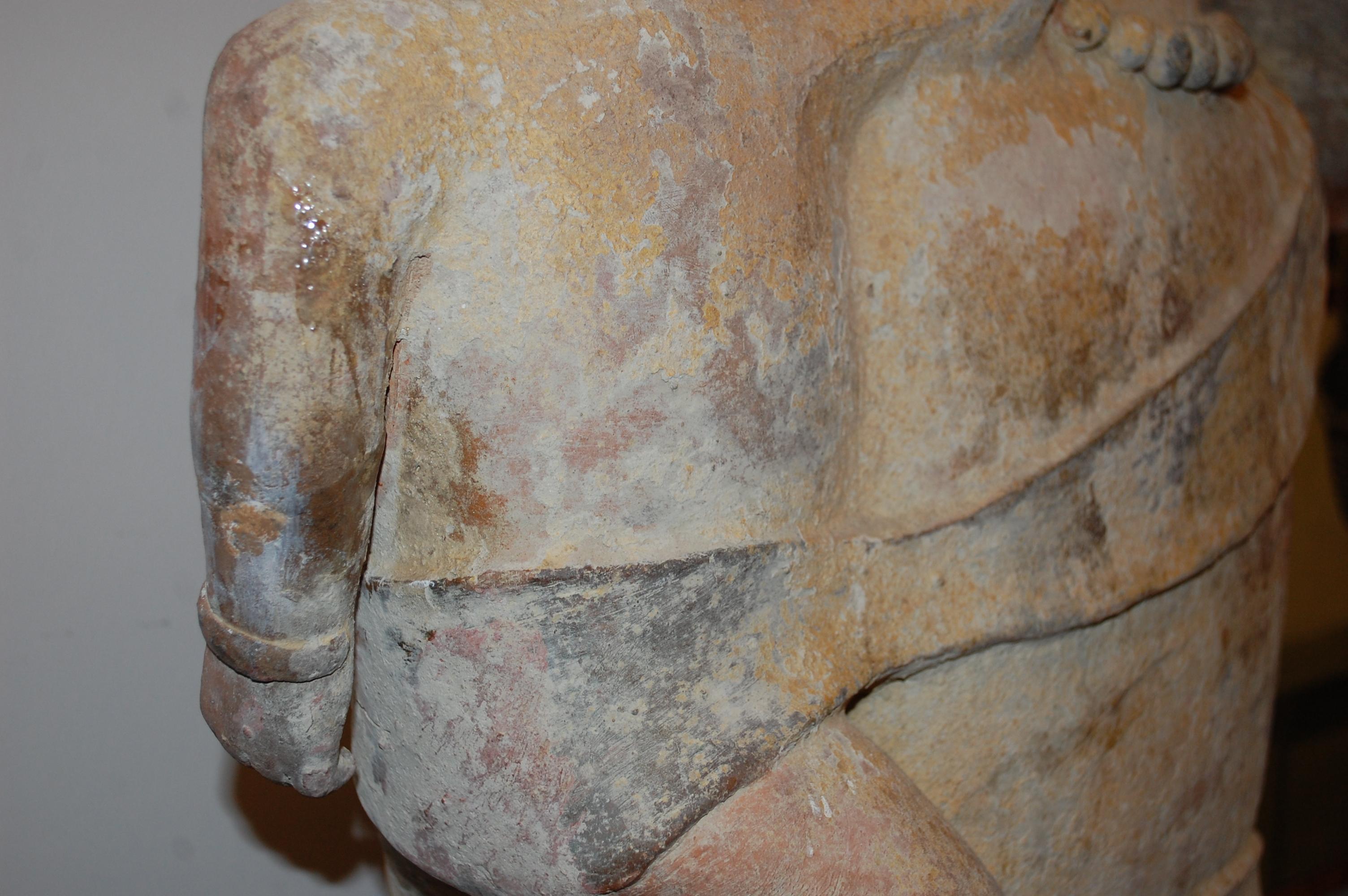  Mutter hält Baby Große Ton-Skulptur Pre-Columbian Style im Angebot 4