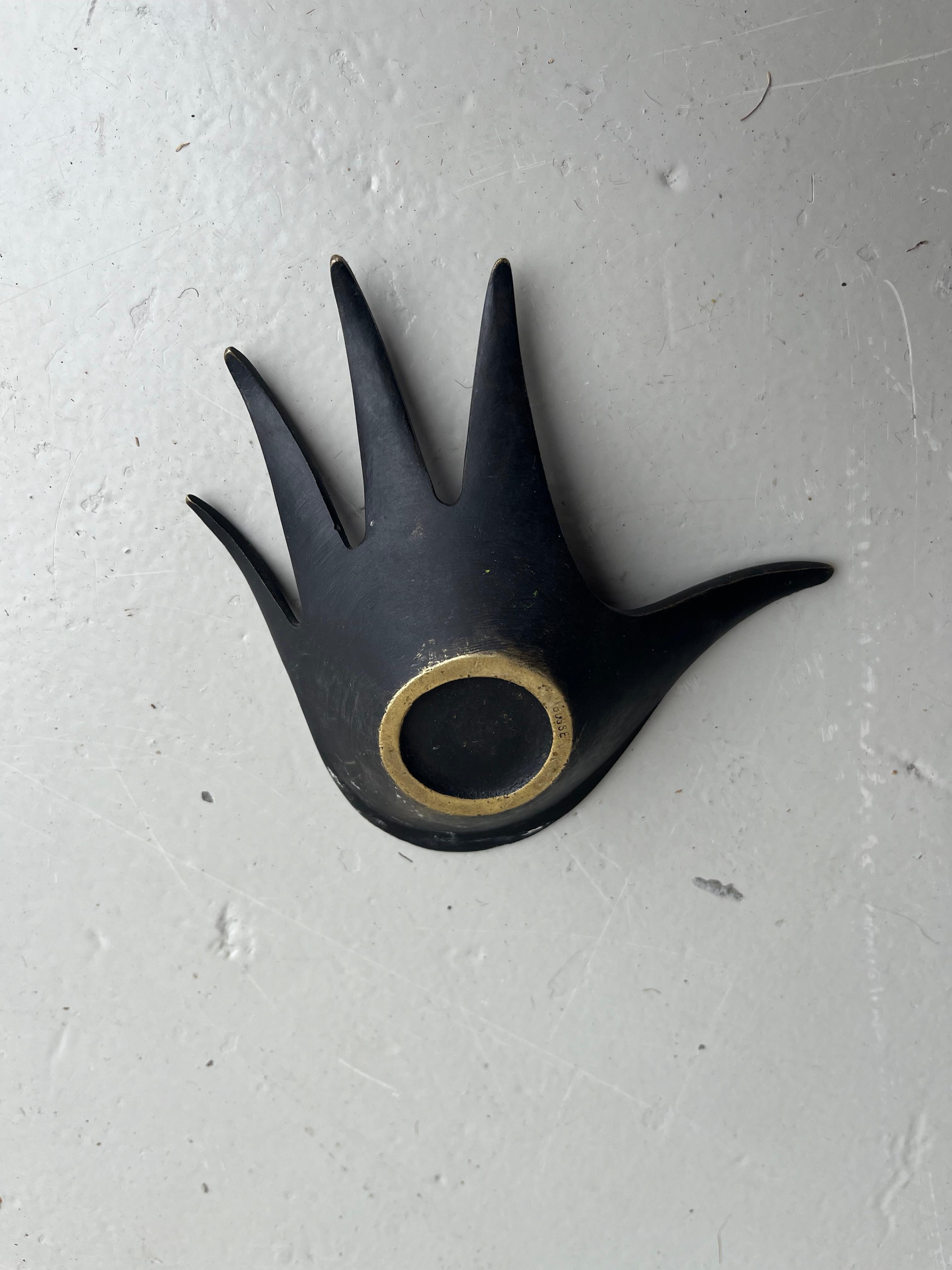 Walter Bosse Brass Hand Ashtray, Austria 1950's In Good Condition In Den Haag, NL