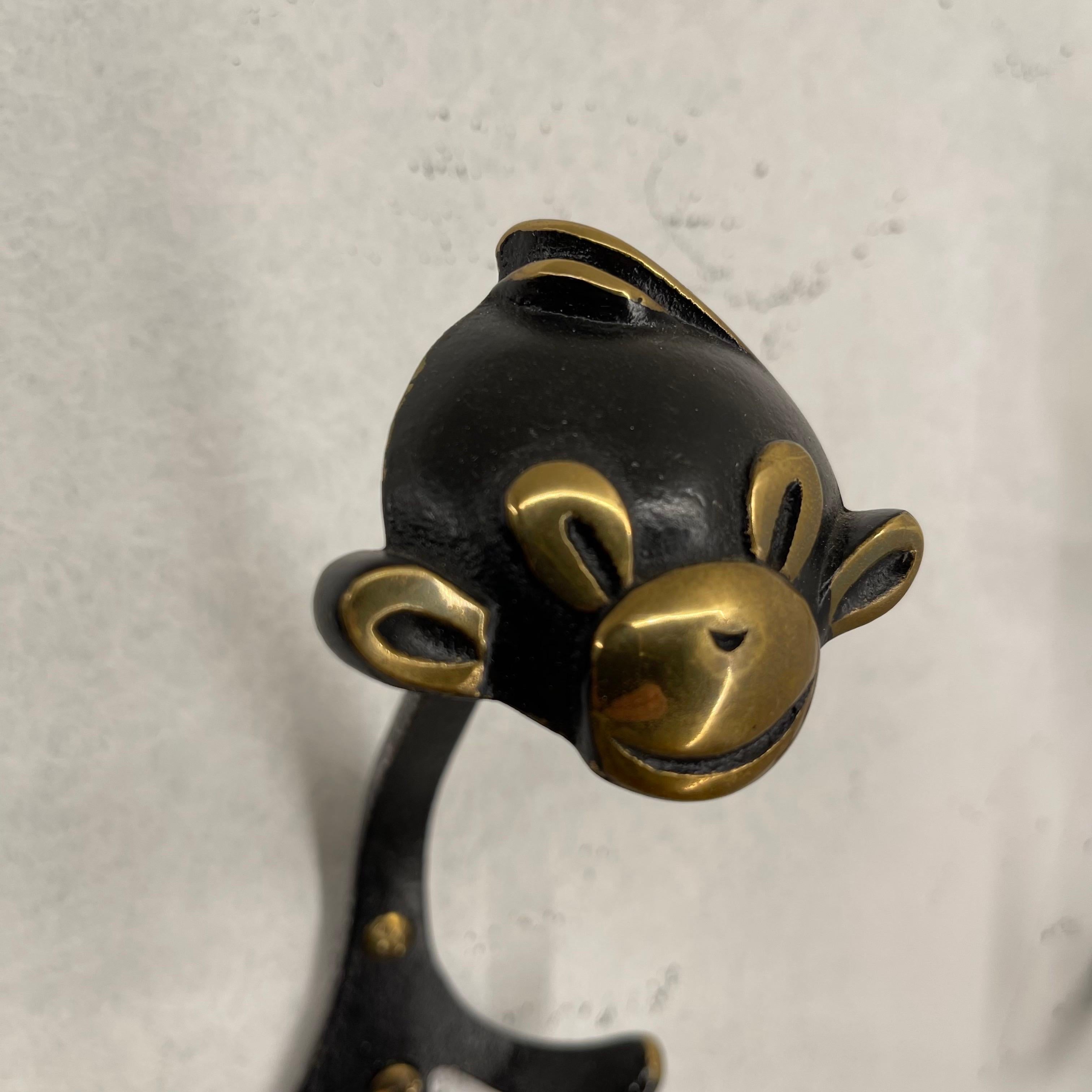 Walter Bosse Brass Wall Hooks Model 'Zoo', 6 Pieces Available, Austria 1950s For Sale 12