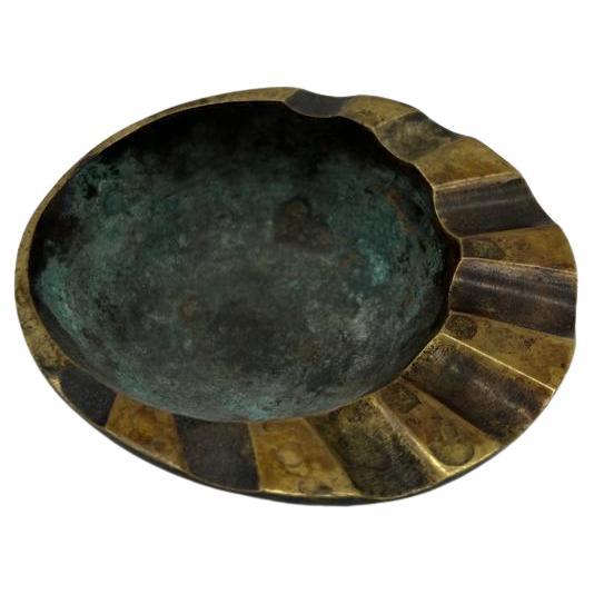 Walter Bosse bronze ashtray from 1950 im Zustand „Gut“ im Angebot in Wien, AT