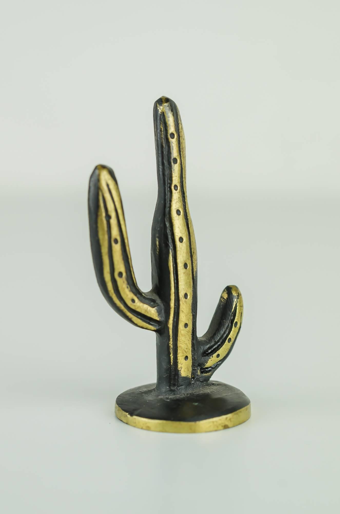 Walter Bosse cactus, circa 1950s
Original condition.