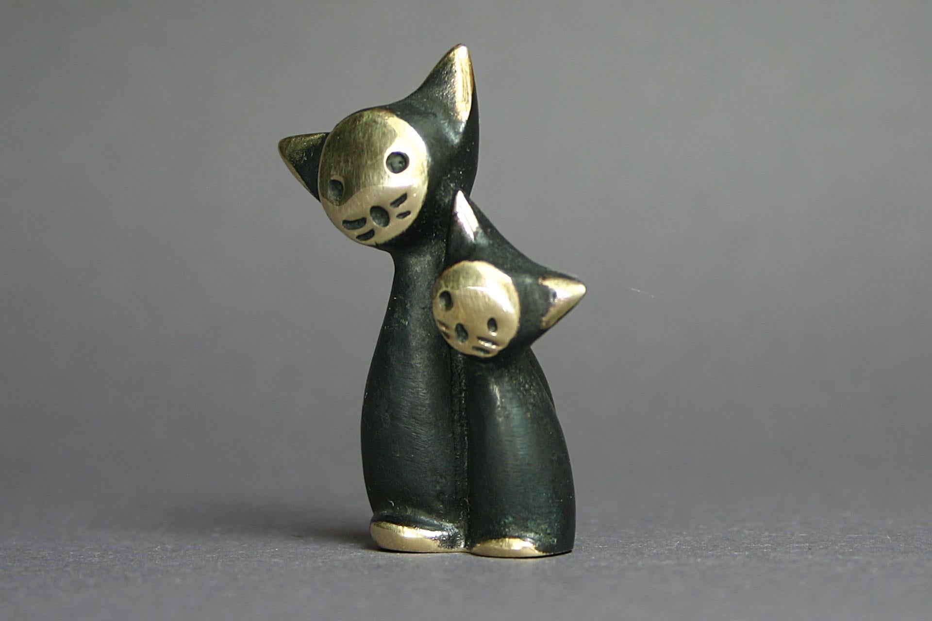 Patinated Walter Bosse figurine Pair of CATS brass patinated new Vienna Austria For Sale