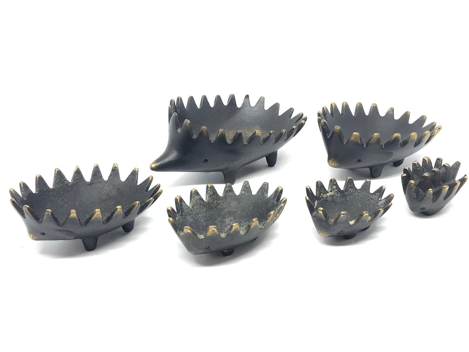 stacking hedgehog ashtray