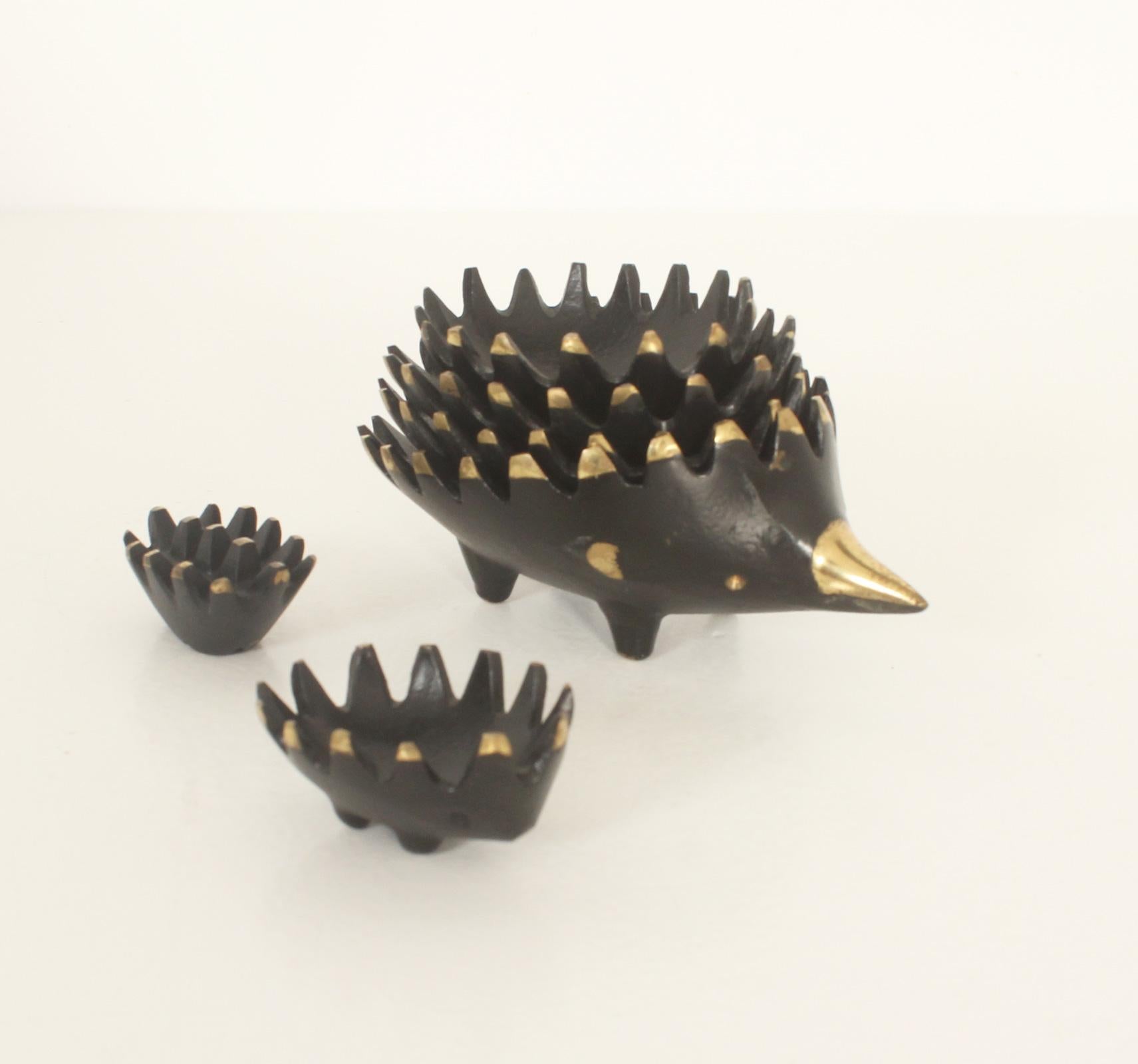 Walter Bosse Hedgehog Stackable Ashtray Set for Bertha Baller, 1955 For Sale 5