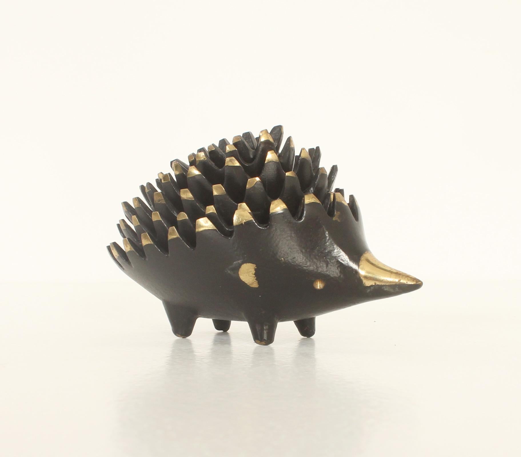 Walter Bosse Hedgehog Stackable Ashtray Set for Bertha Baller, 1955 For Sale 6