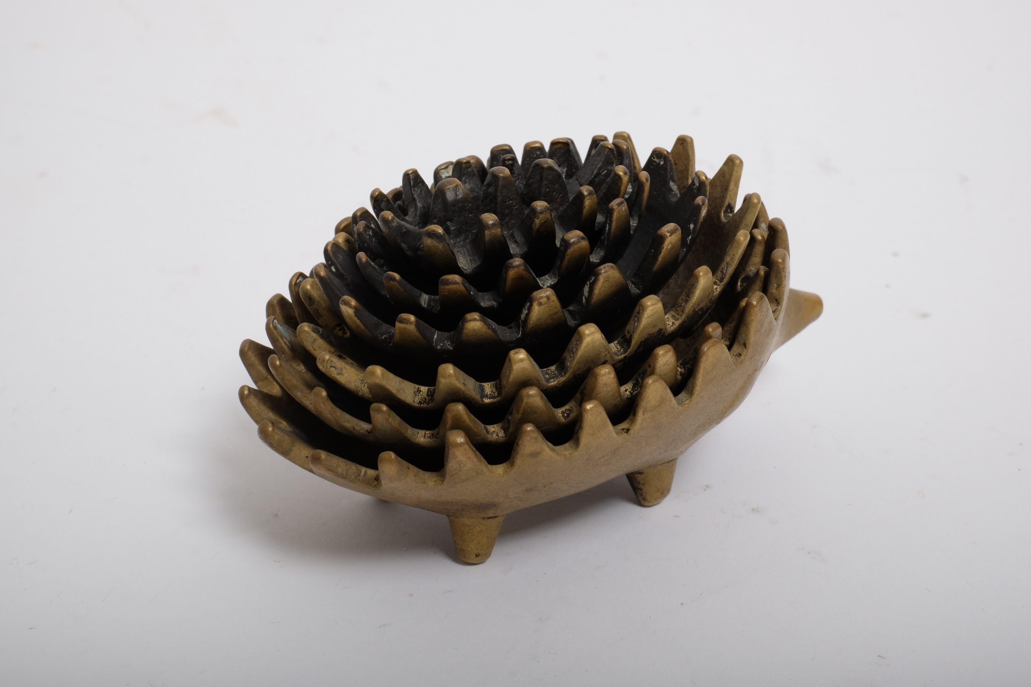 Walter Bosse Hedgehog Stackable Ashtrays Hertha Baller Austria 1950s In Good Condition In München, BY