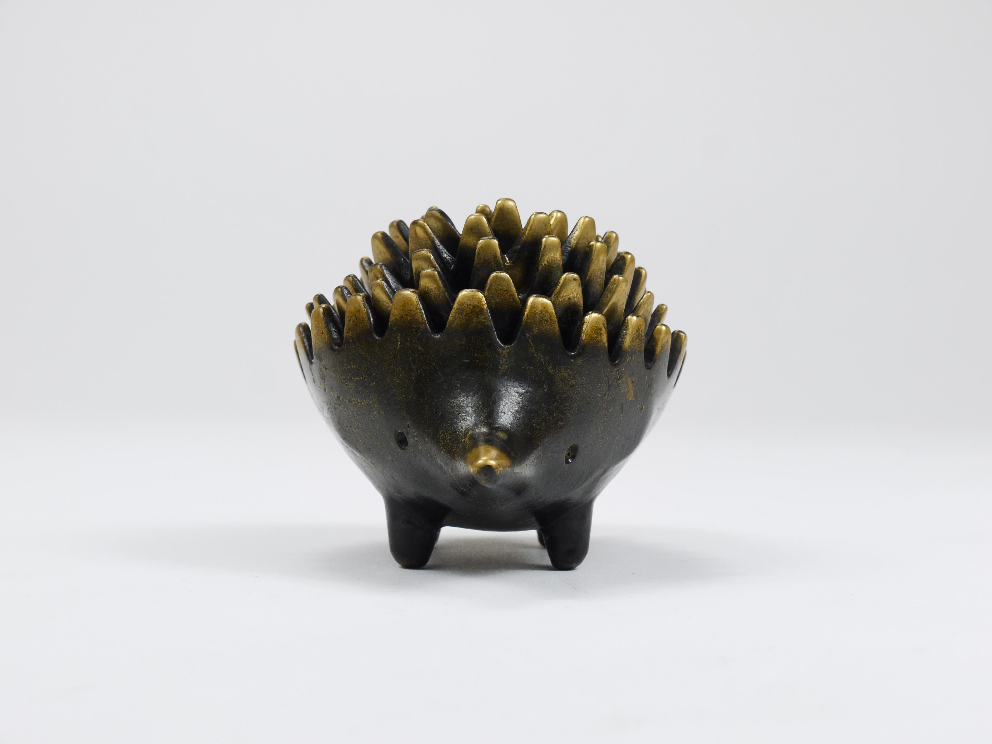 Walter Bosse Hedgehog Stackable Brass Ashtrays, Herta Baller, Austria, 1950s In Good Condition For Sale In Vienna, AT