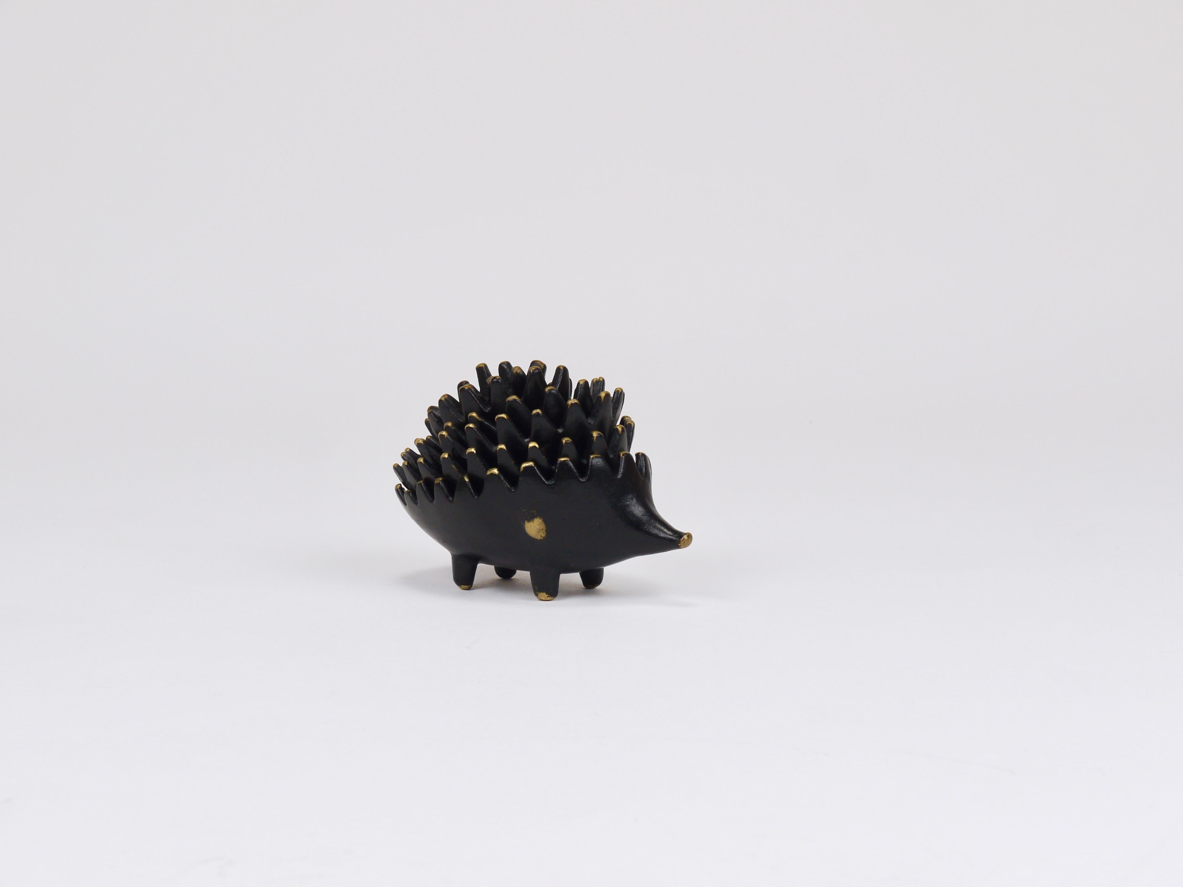 Walter Bosse Hedgehog Stackable Brass Ashtrays, Herta Baller, Austria, 1950s In Good Condition For Sale In Vienna, AT
