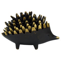 Stapelbare Aschenbecher aus Messing von Walter Bosse Hedgehog, Herta Baller, Österreich, 1950er Jahre