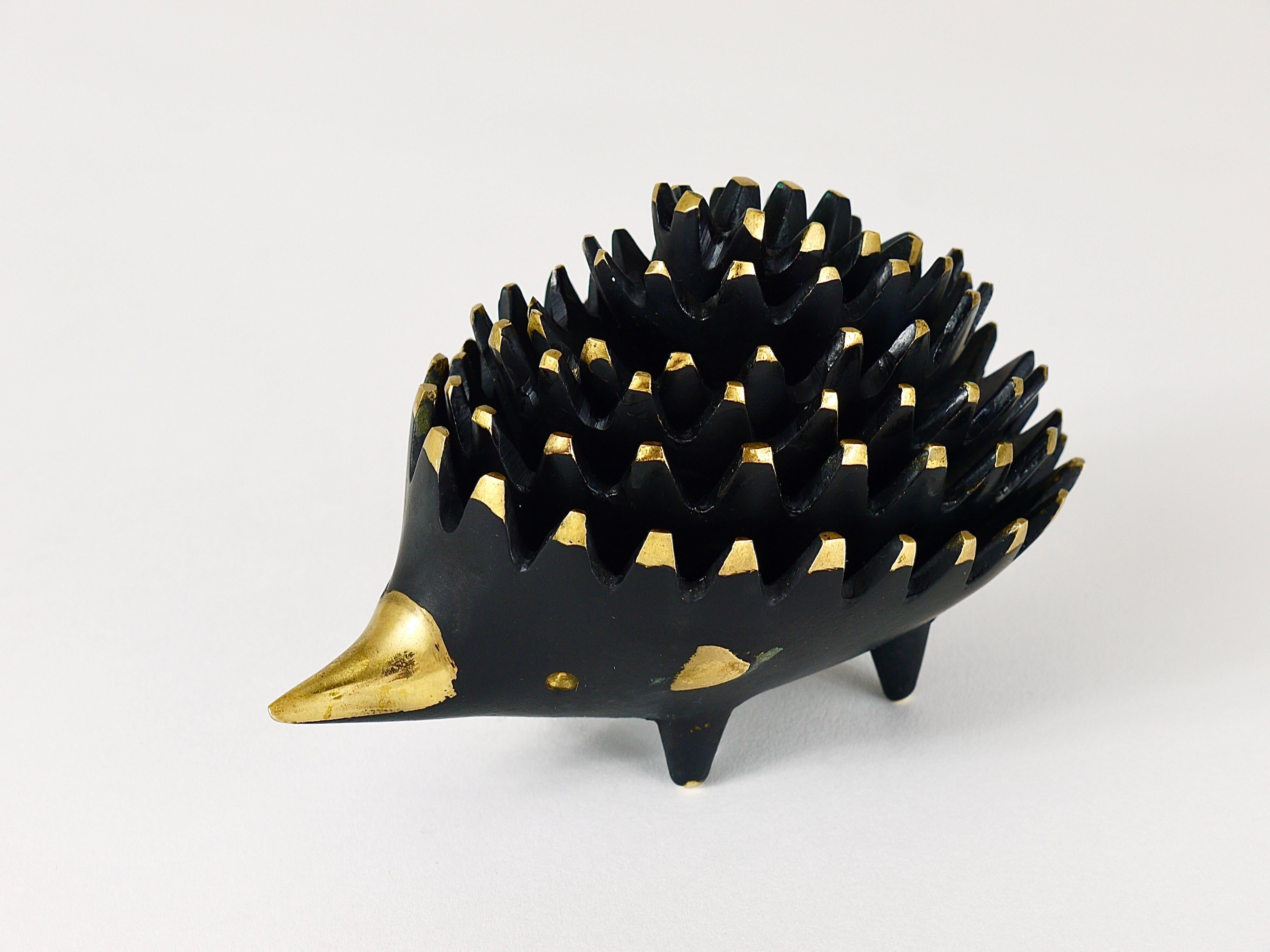 Walter Bosse Hedgehog Stackable Brass Ashtrays, Hertha Baller, Austria, 1950s 7