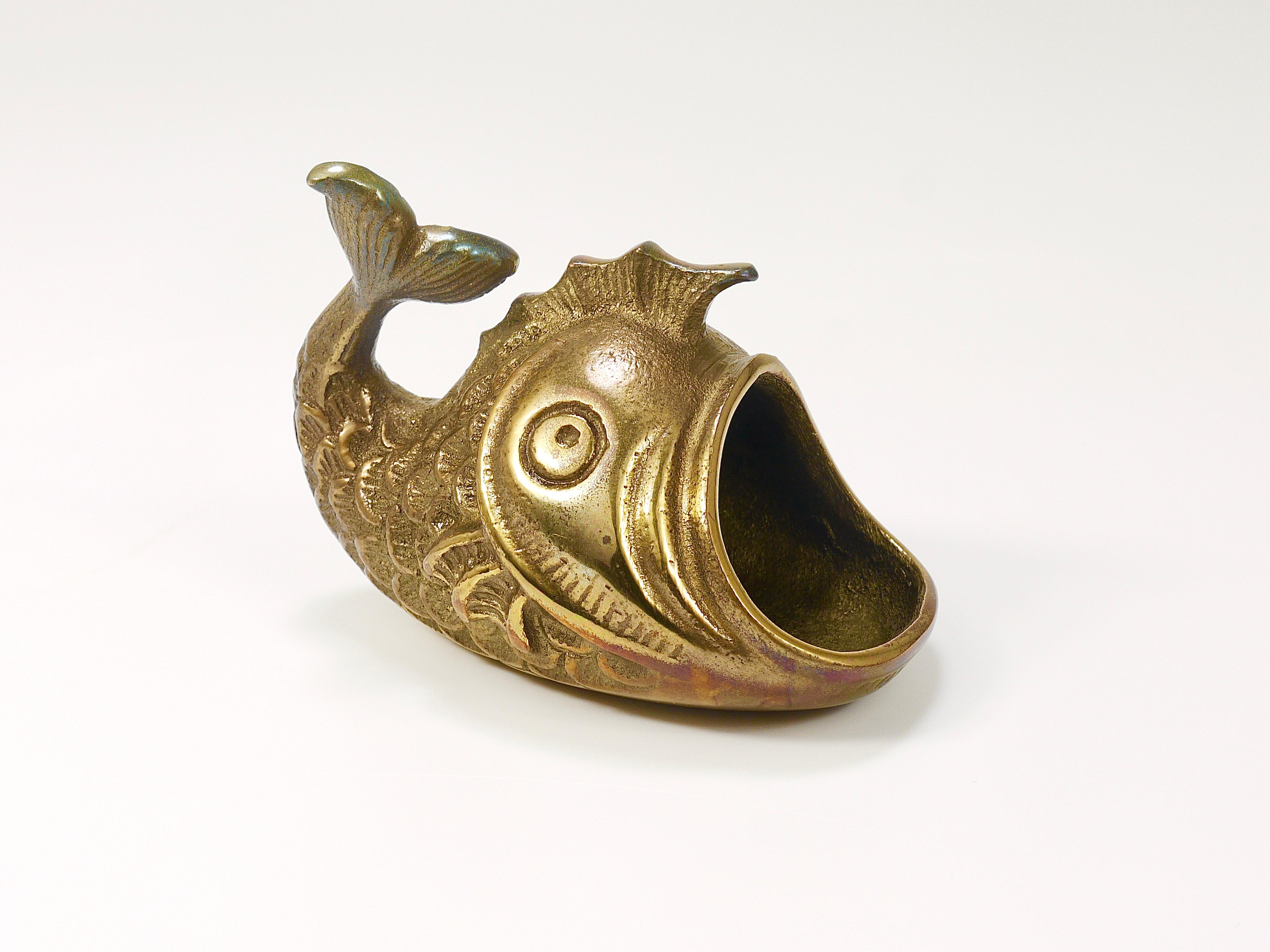 Walter Bosse Midcentury Fish Sculpture Brass Ashtray, Austria, 1950s For Sale 7