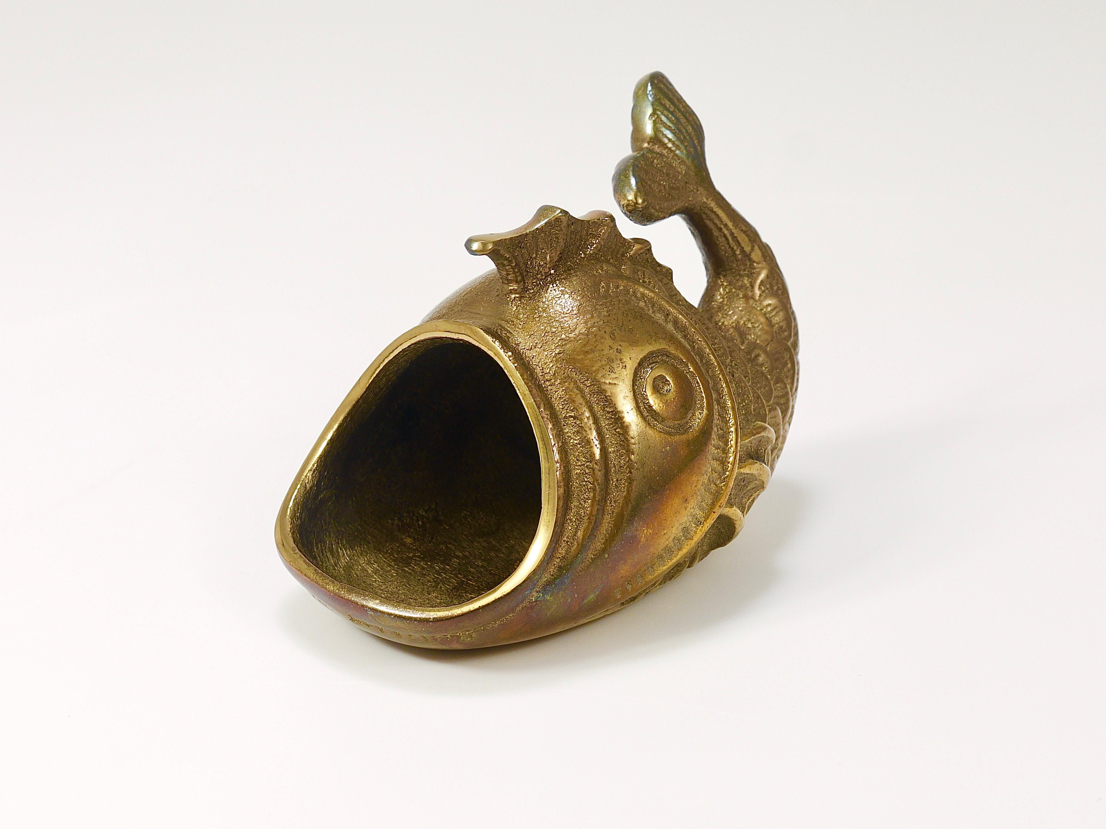 Walter Bosse Midcentury Fish Sculpture Brass Ashtray, Austria, 1950s For Sale 8