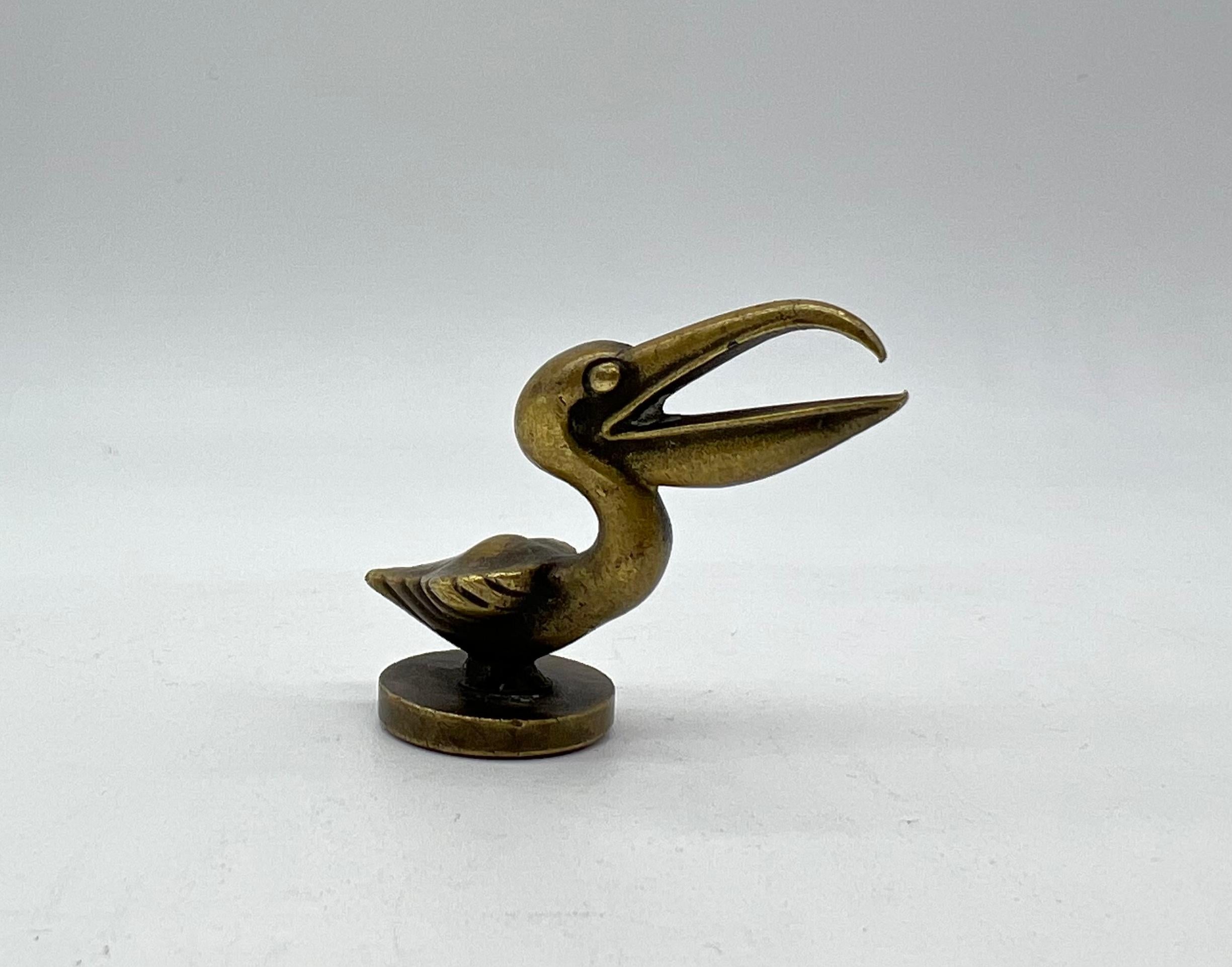 bronze pelican sculpture