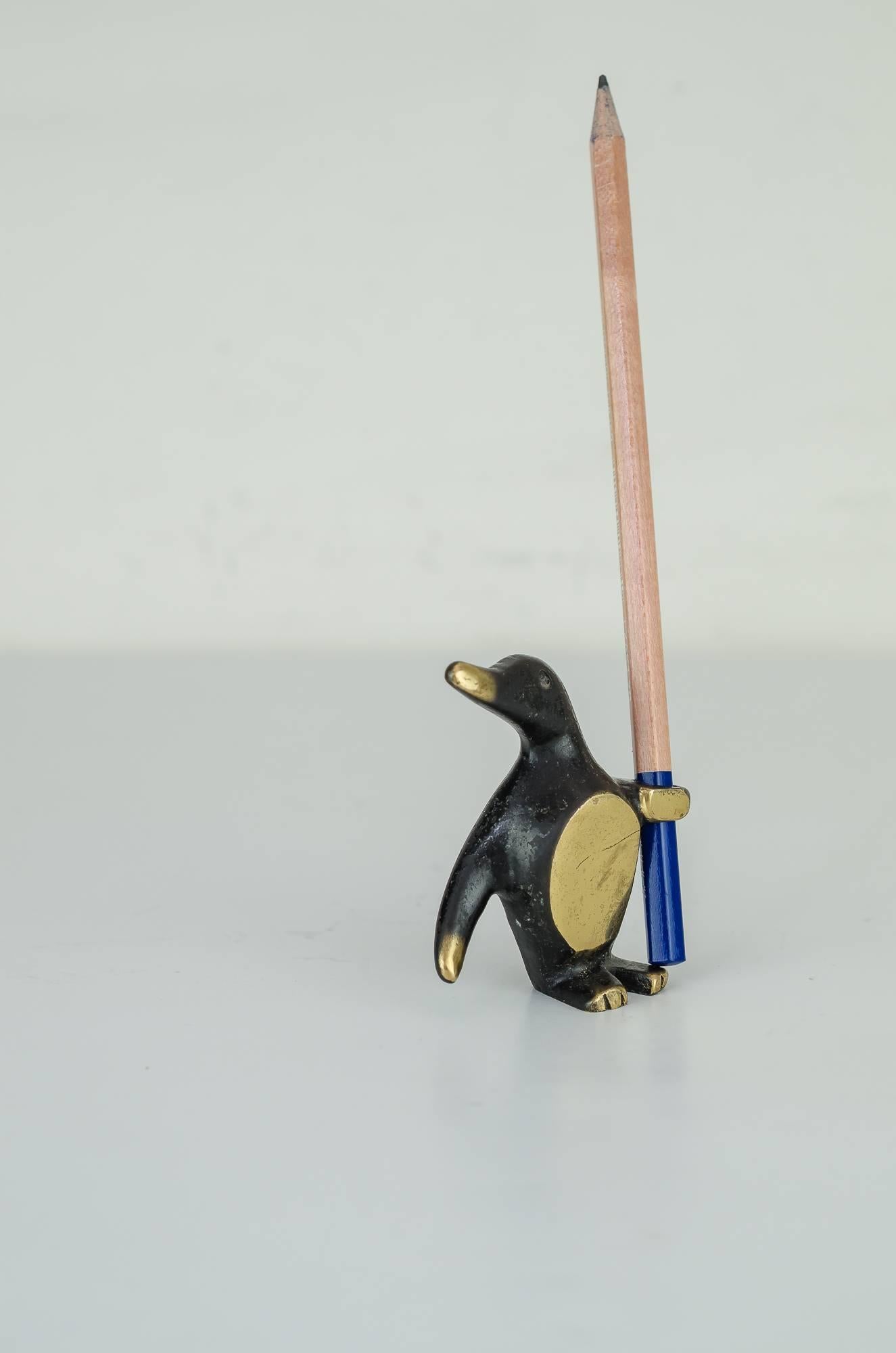 Walter Bosse pencil holder penguin
Original condition.