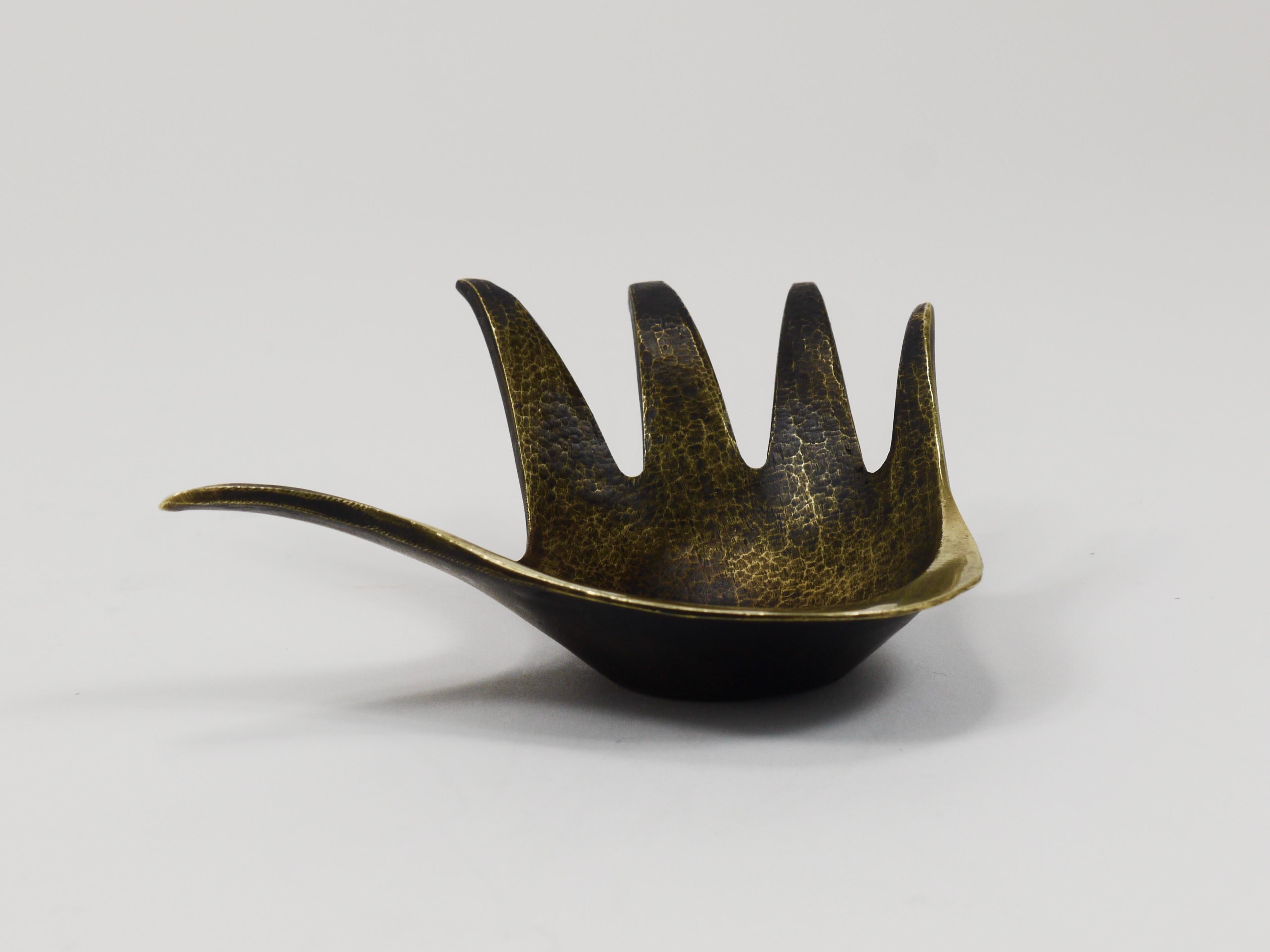 Walter Bosse Sculptural Brass Hand Bowl or Ashtray, Herta Baller, Austria, 1950s For Sale 5