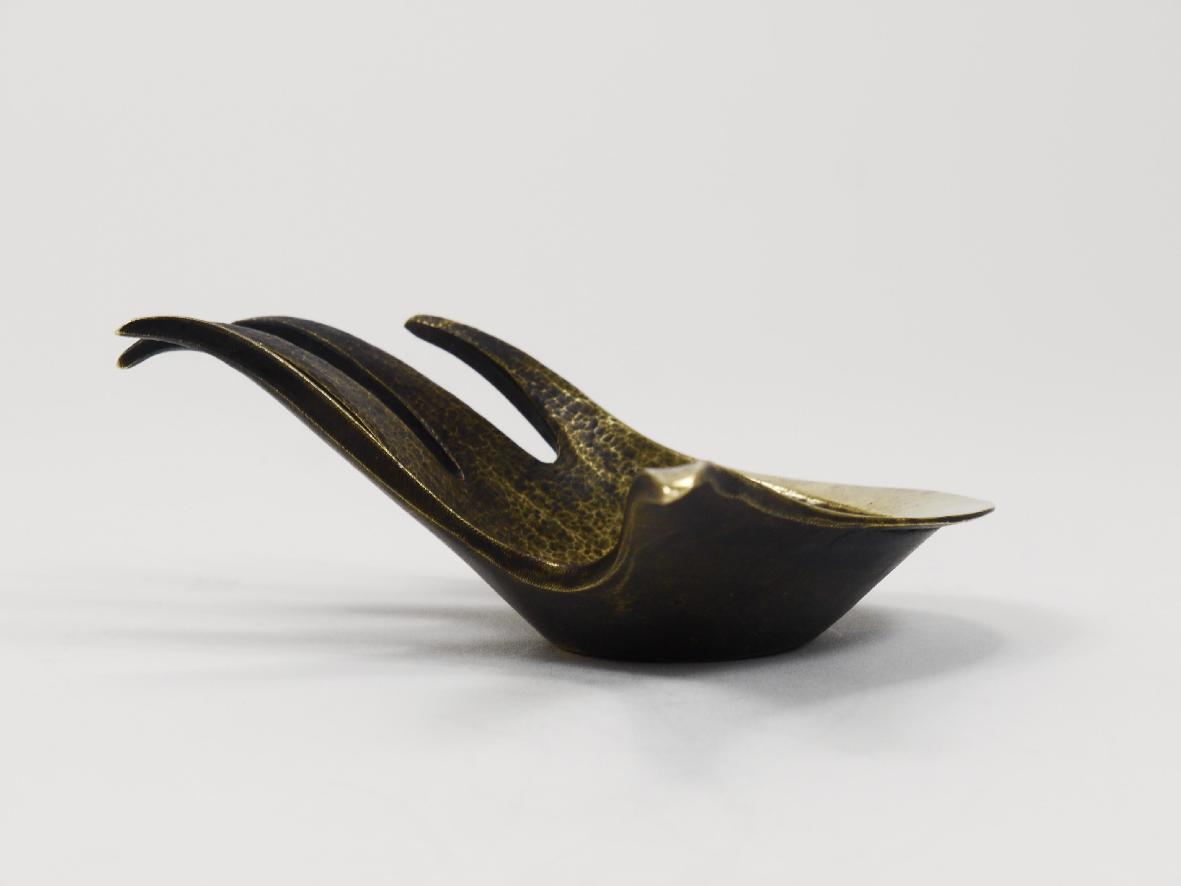 Walter Bosse Sculptural Brass Hand Bowl or Ashtray, Herta Baller, Austria, 1950s For Sale 10