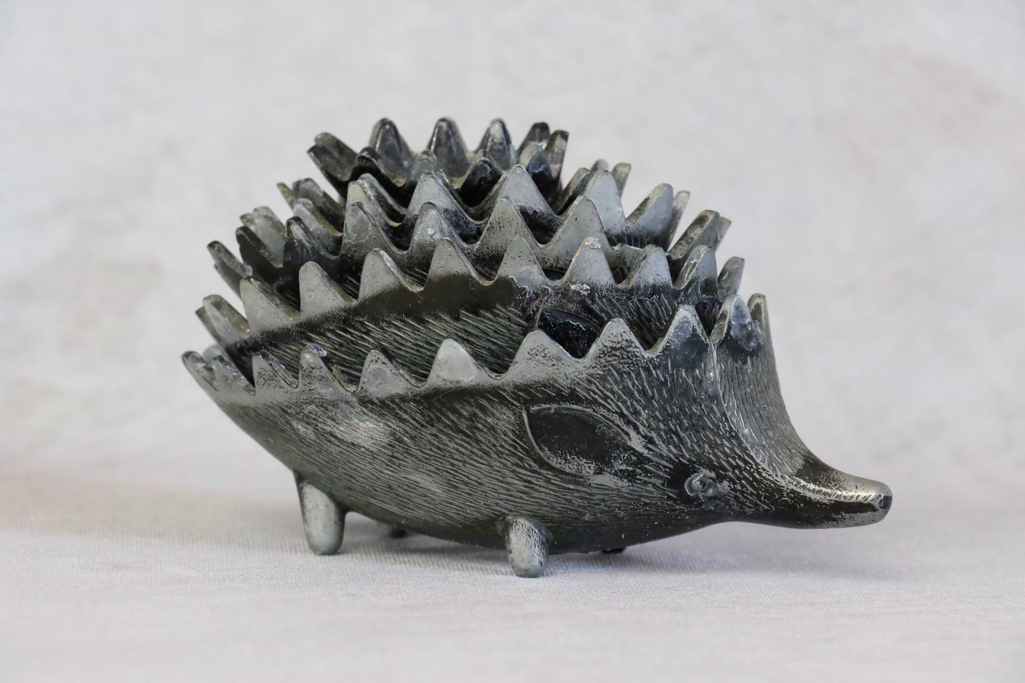 Walter Bosse Set of 6 Hedgehog Sculptures for Hertha Baller, circa 1950s For Sale 2