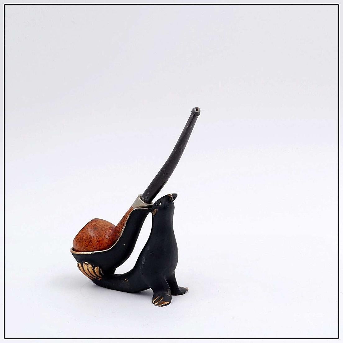 Walter Bosse style Sea lion pipe holder in bronze - 1950s For Sale 3