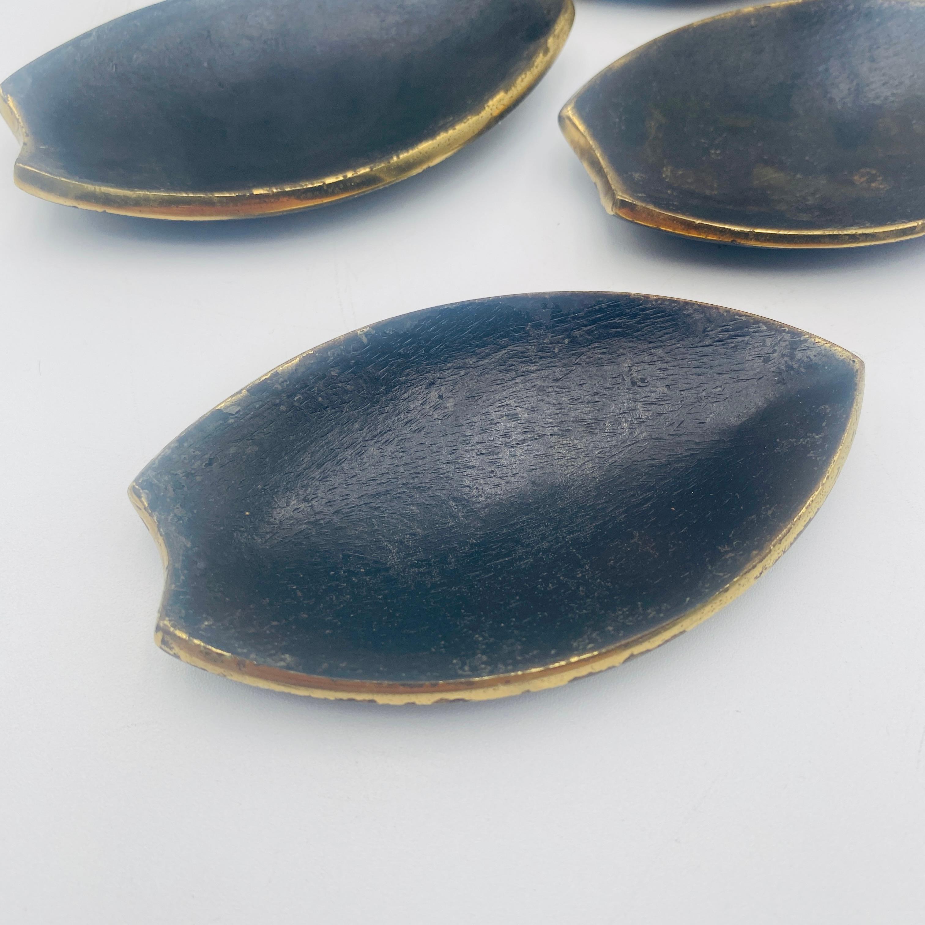 Walter Bosse Schwan Stapelbare Aschenbecher aus Messing, Herta Baller, Österreich, 1950er Jahre (Moderne der Mitte des Jahrhunderts)