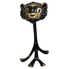 Gancho de pared Walter Bosse, león de latón, 1950