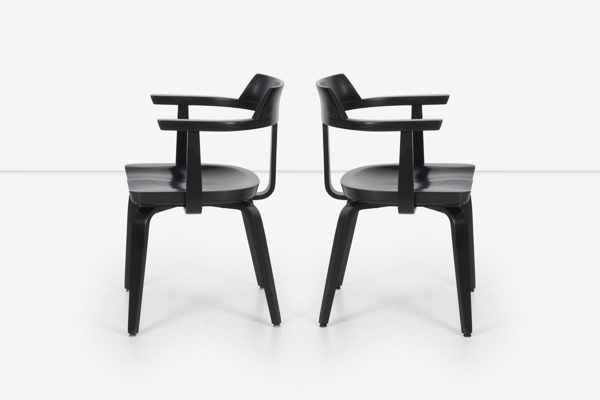Walter Gropius Poltrone per Thonet Set di otto poltrone in nero 1951 In condizioni buone in vendita a Chicago, IL