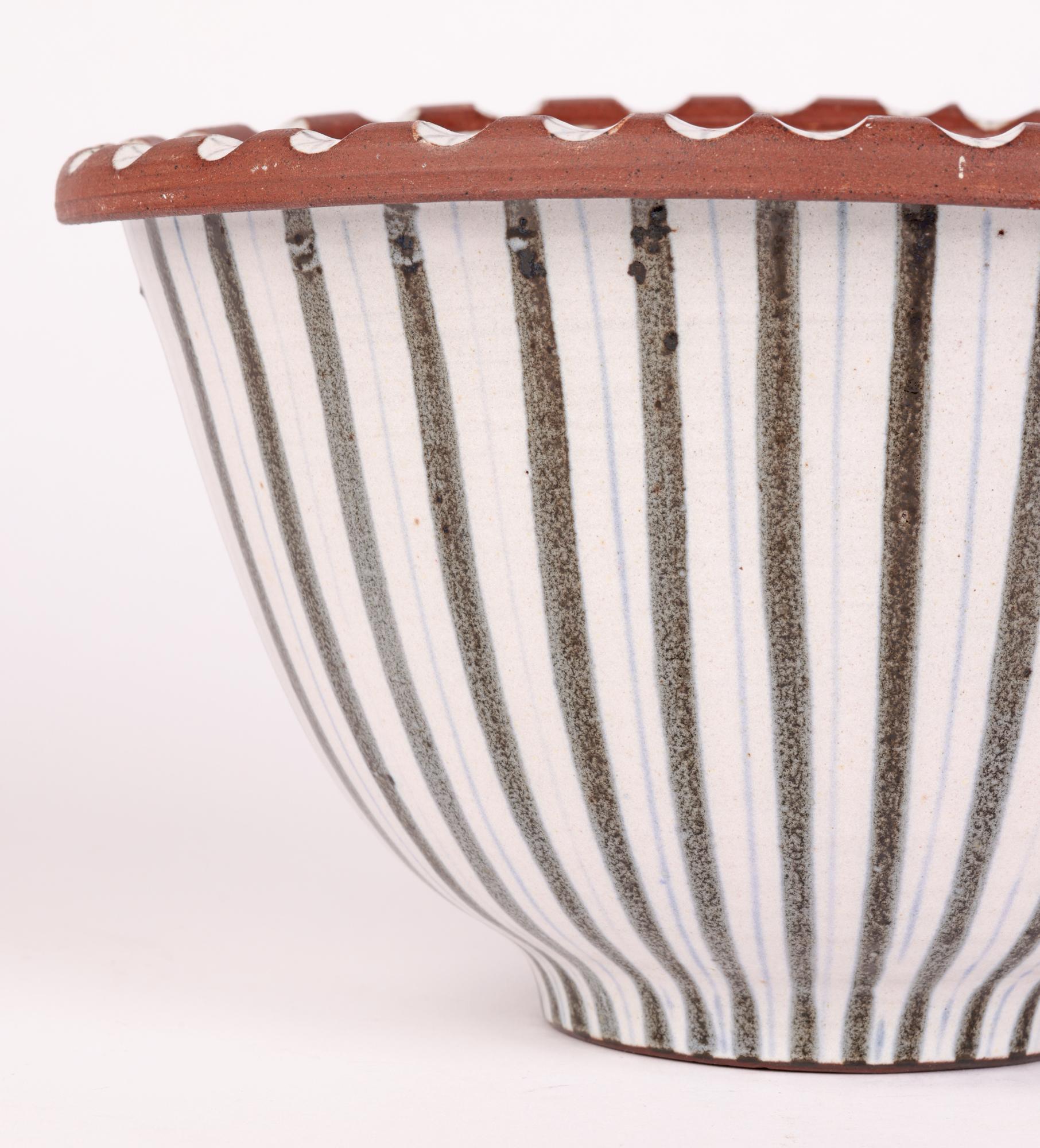 Glazed Walter & Jack Cole Mid-Century Rye Studio Pottery Linear Pattern Bowl
