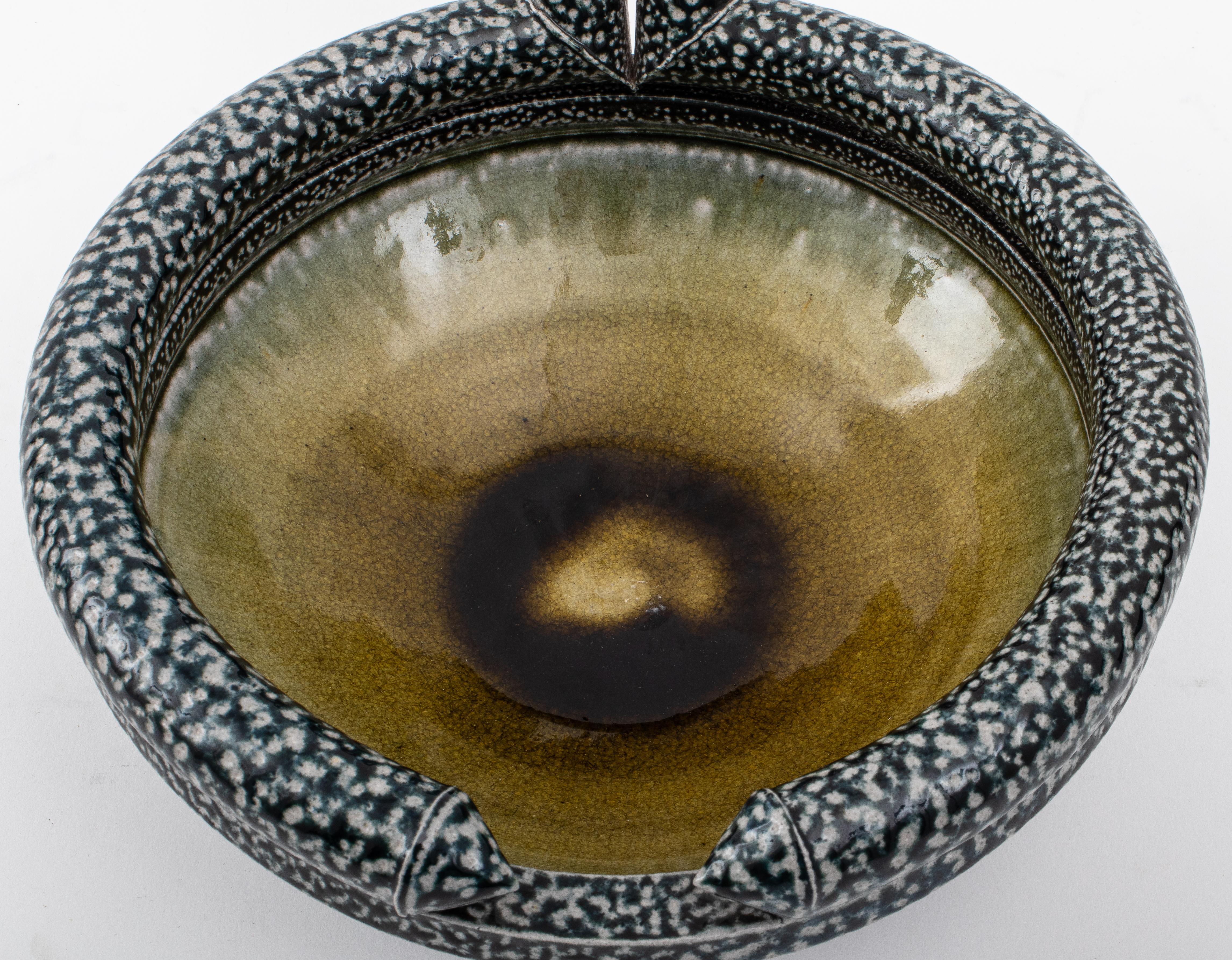 Walter Keeler Salt-Glazed Studio Art Pottery Bowl For Sale 1
