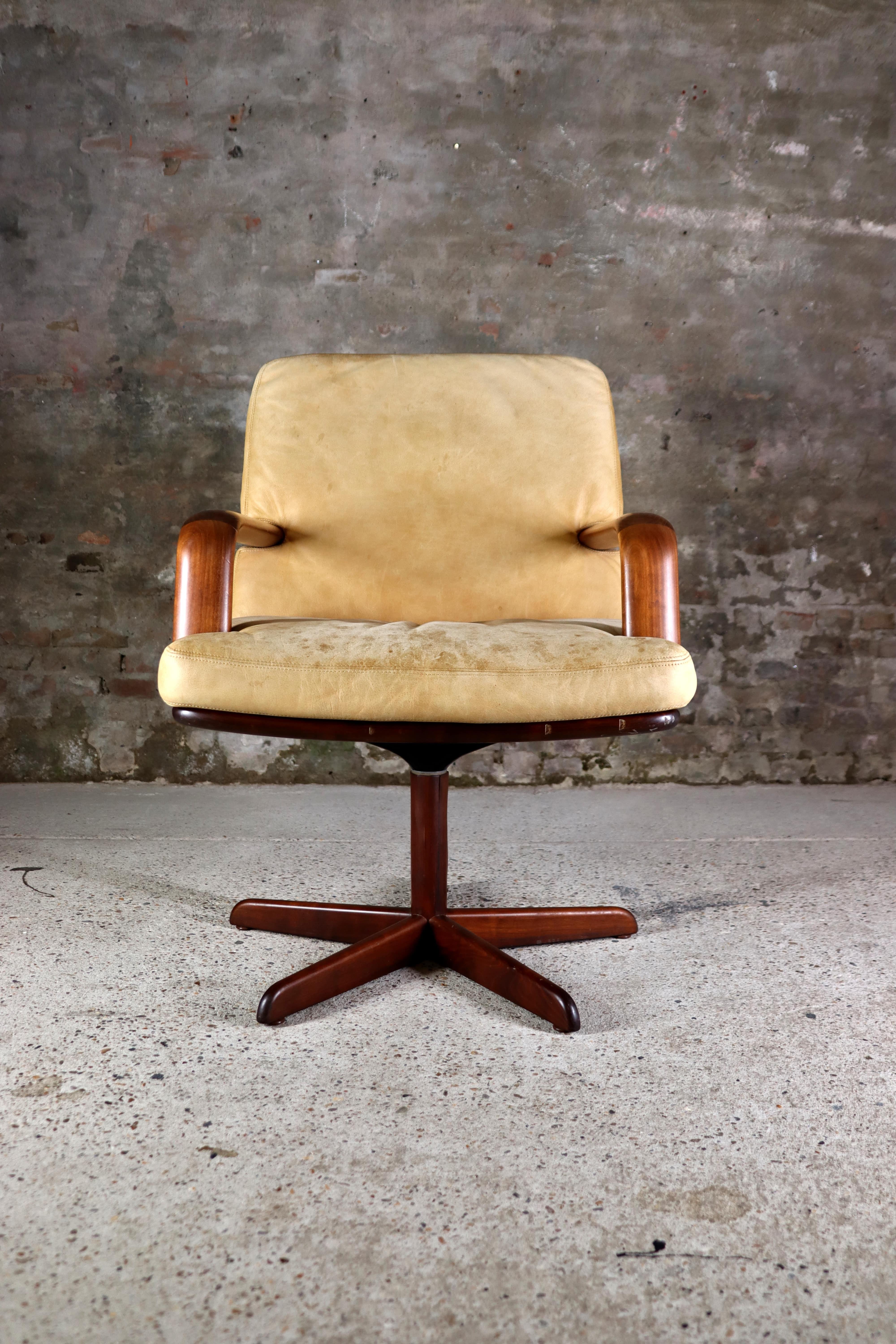 Walter Knoll – Don chair – Set of 2 – Bernd Münzebrock – 1970s For Sale 9