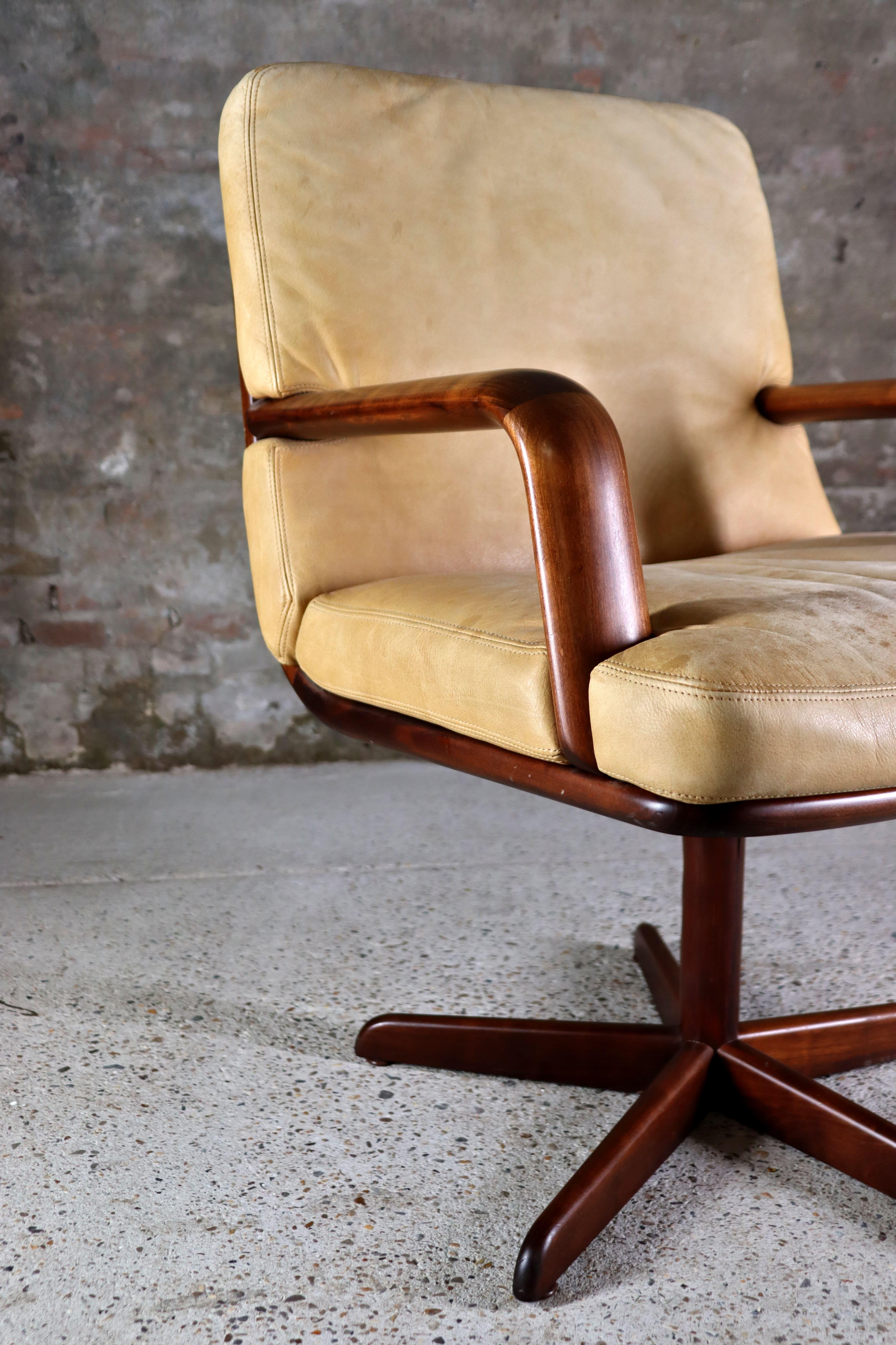 Walter Knoll – Don chair – Set of 2 – Bernd Münzebrock – 1970s For Sale 1